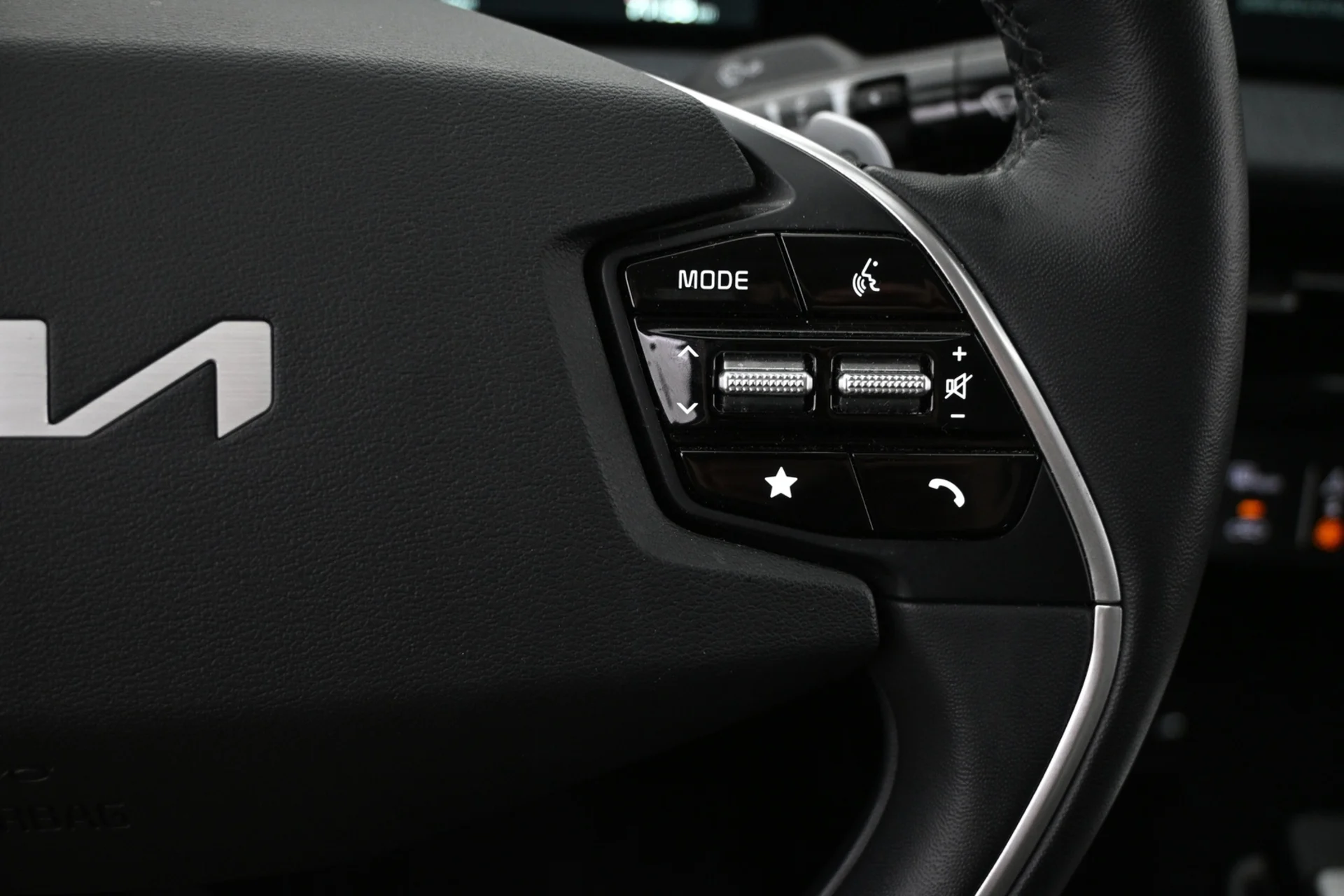 Car Image - 5CuMbBEb4EwOHOxwo3a54f