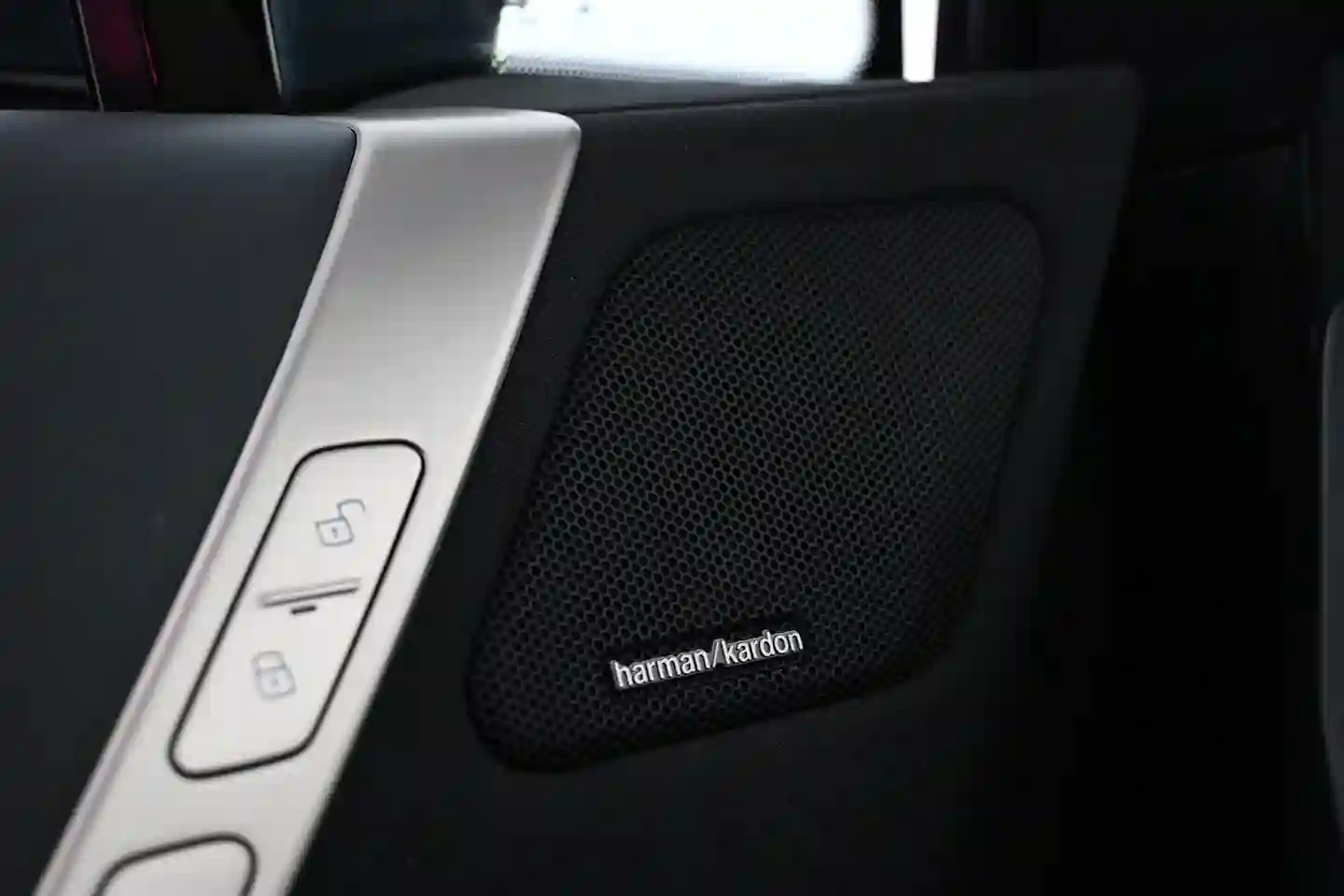 Car Image - 6yUh27omKWh4FlY7Bf6gD6