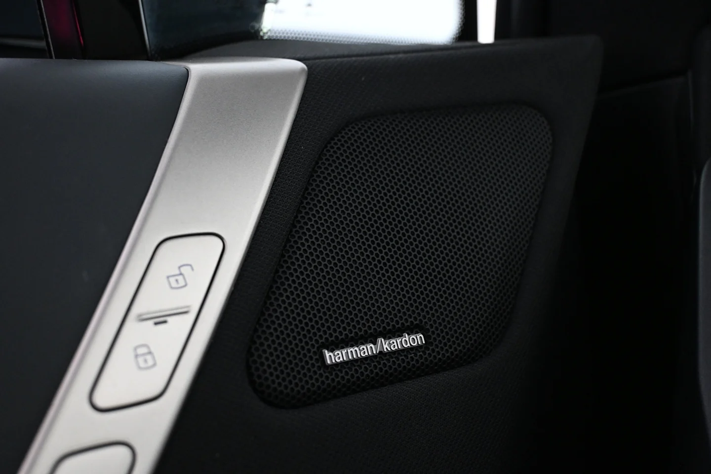 Car Image - 6yUh27omKWh4FlY7Bf6gD6