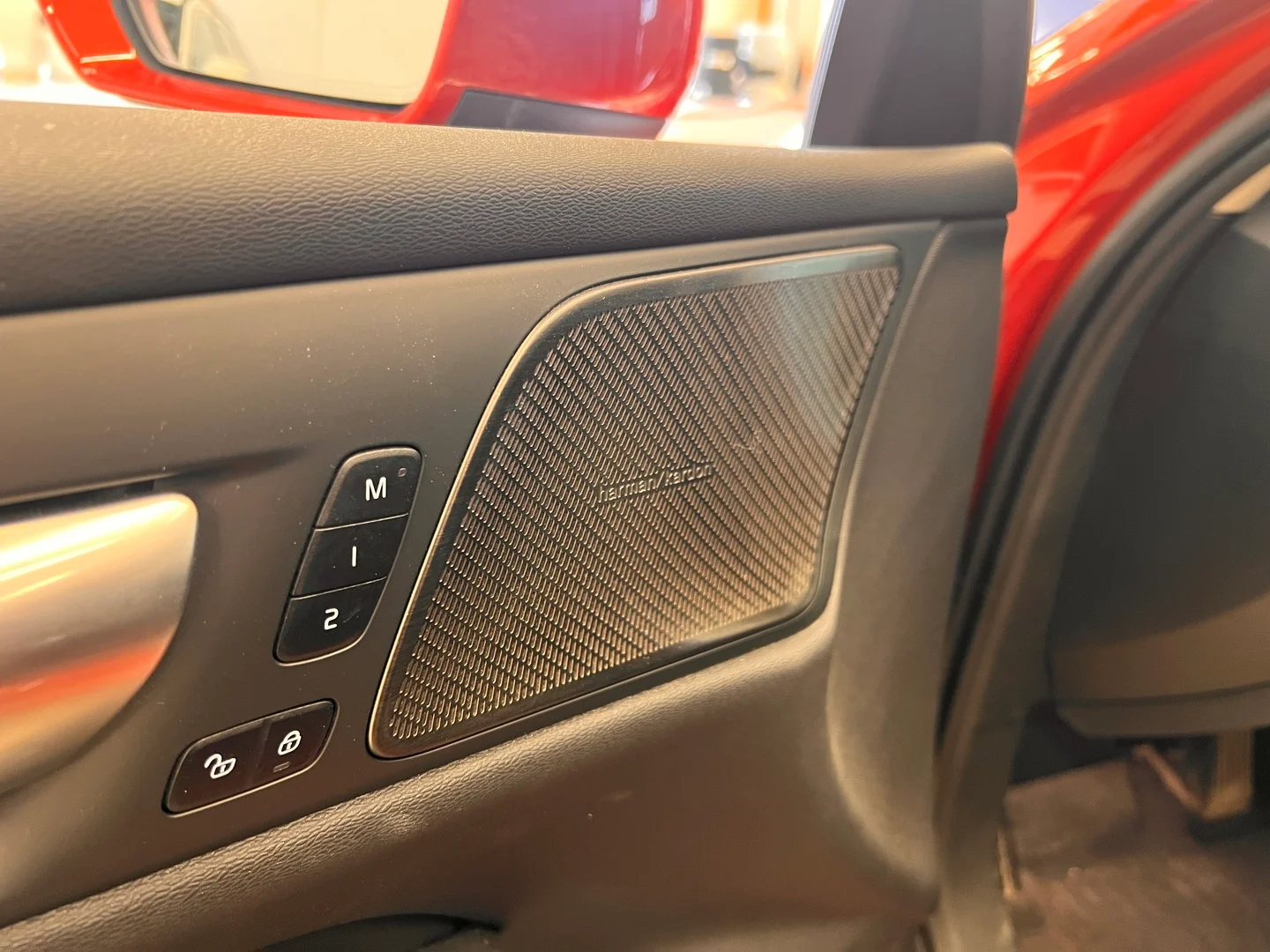 Car Image - 2qbOV23Mtv6s97TltcSZsq