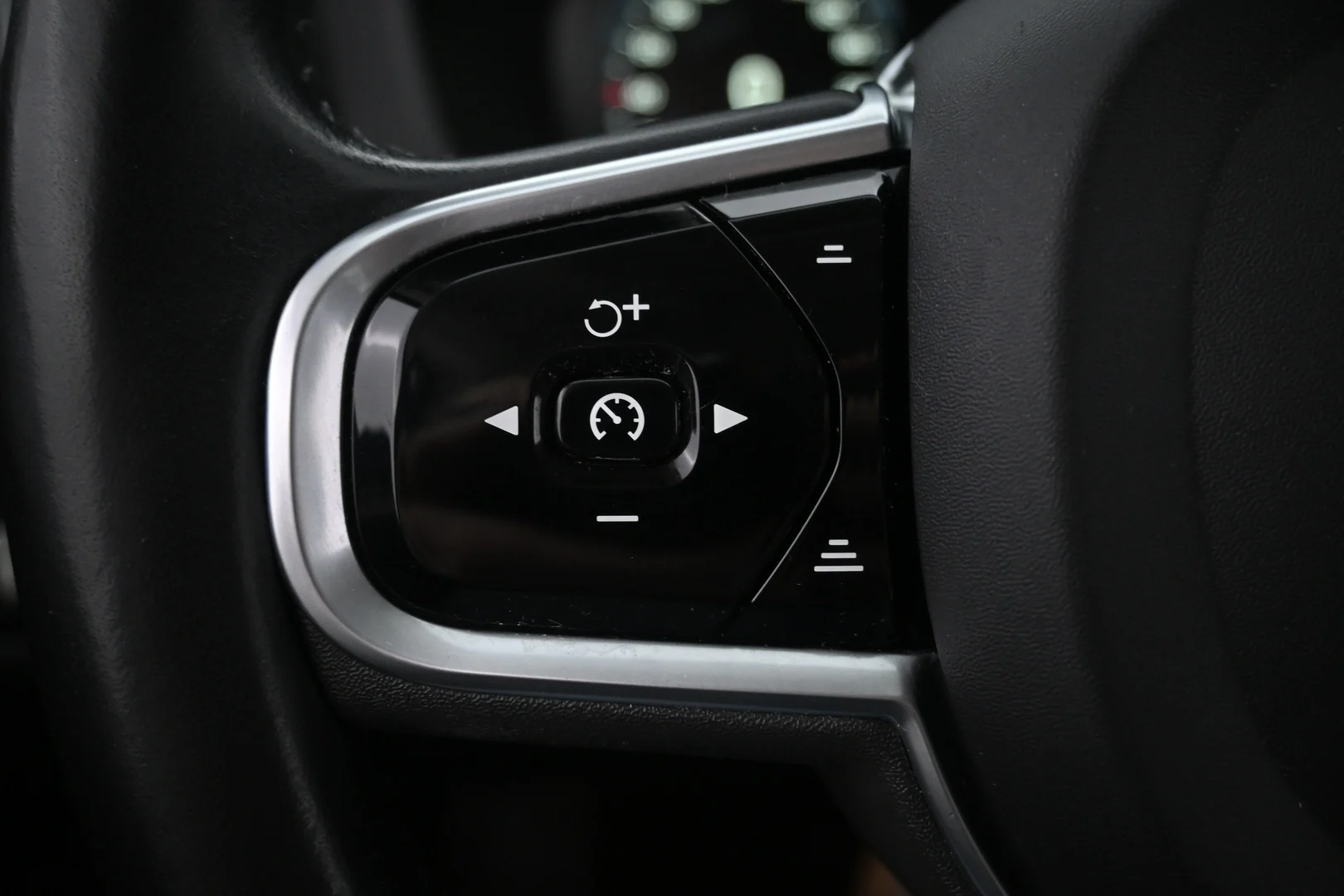 Car Image - 50HmDfjuOl4fXym6D07xak