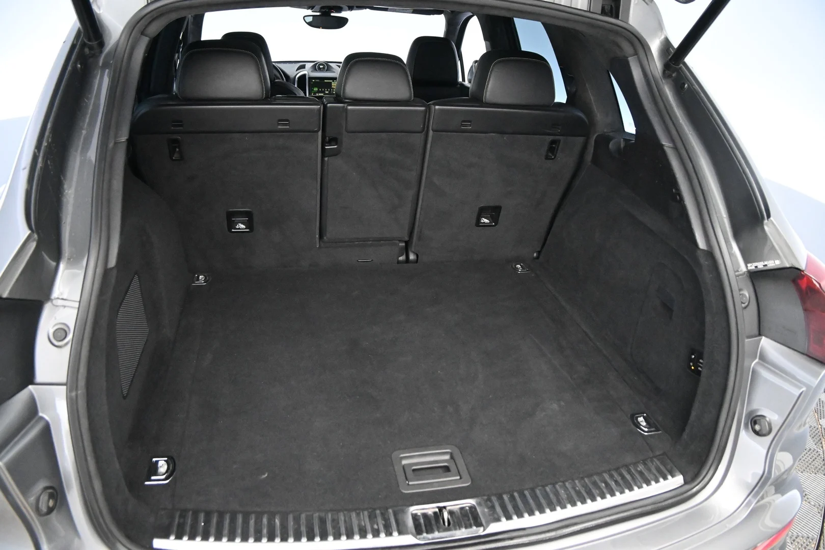 Car Image - 2JgLqTEthR90tVLp8p5Q1T