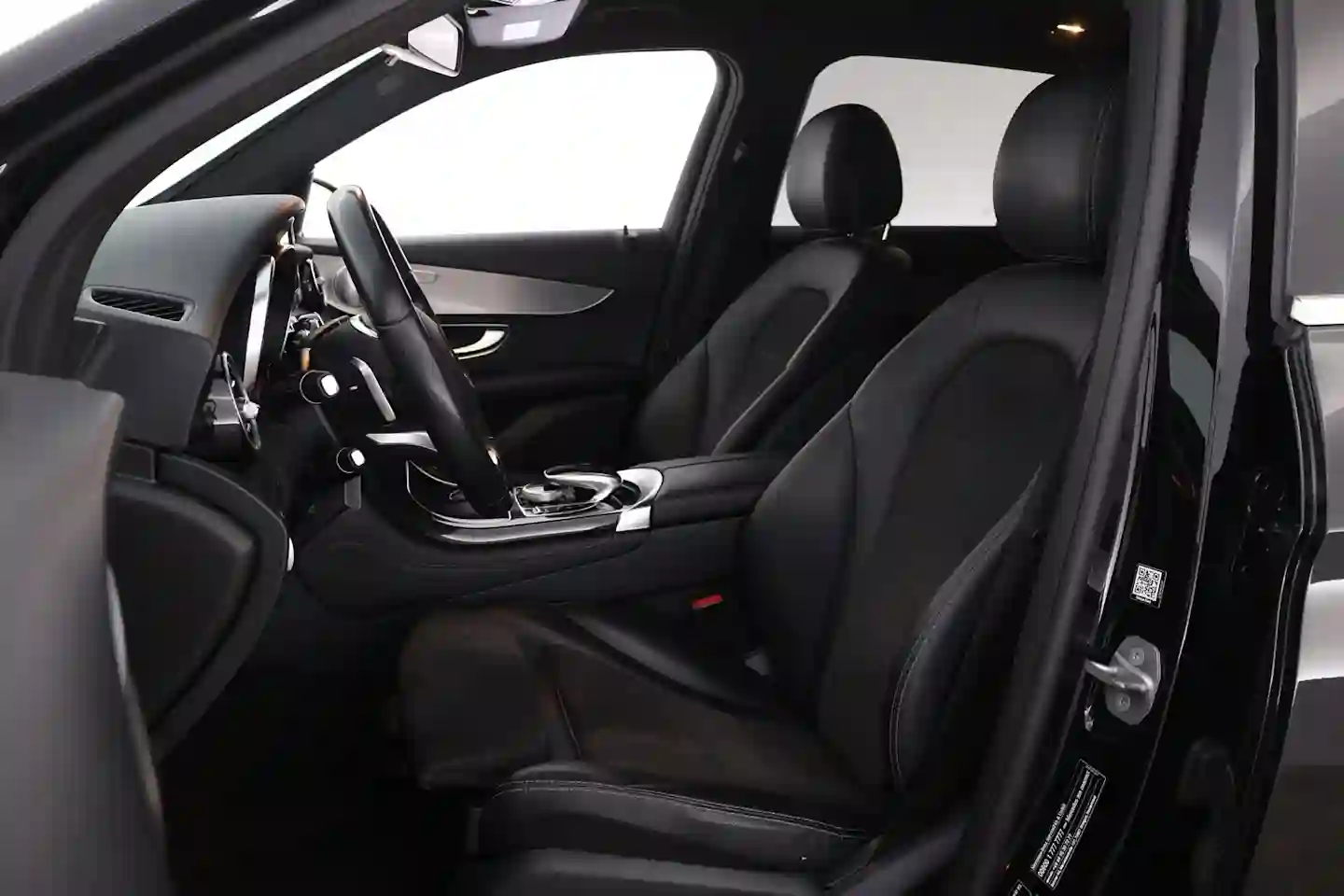 Car Image - RLCnEQRn3Cz2TgY39MSnq