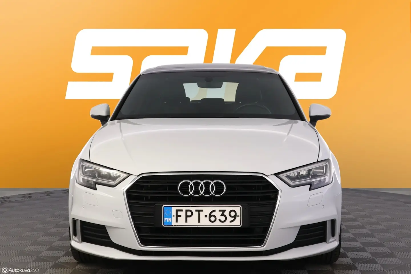 Car Image - Dhq3VjHE156xrsckq7XfK