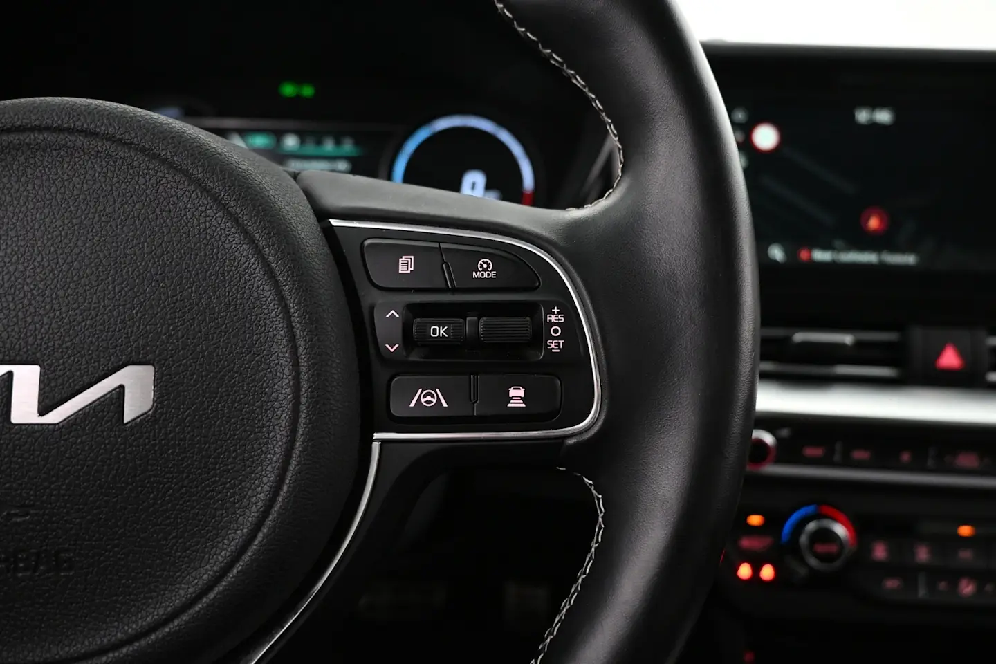 Car Image - 7DX74ZSvRXIo8tsaxgwY3p