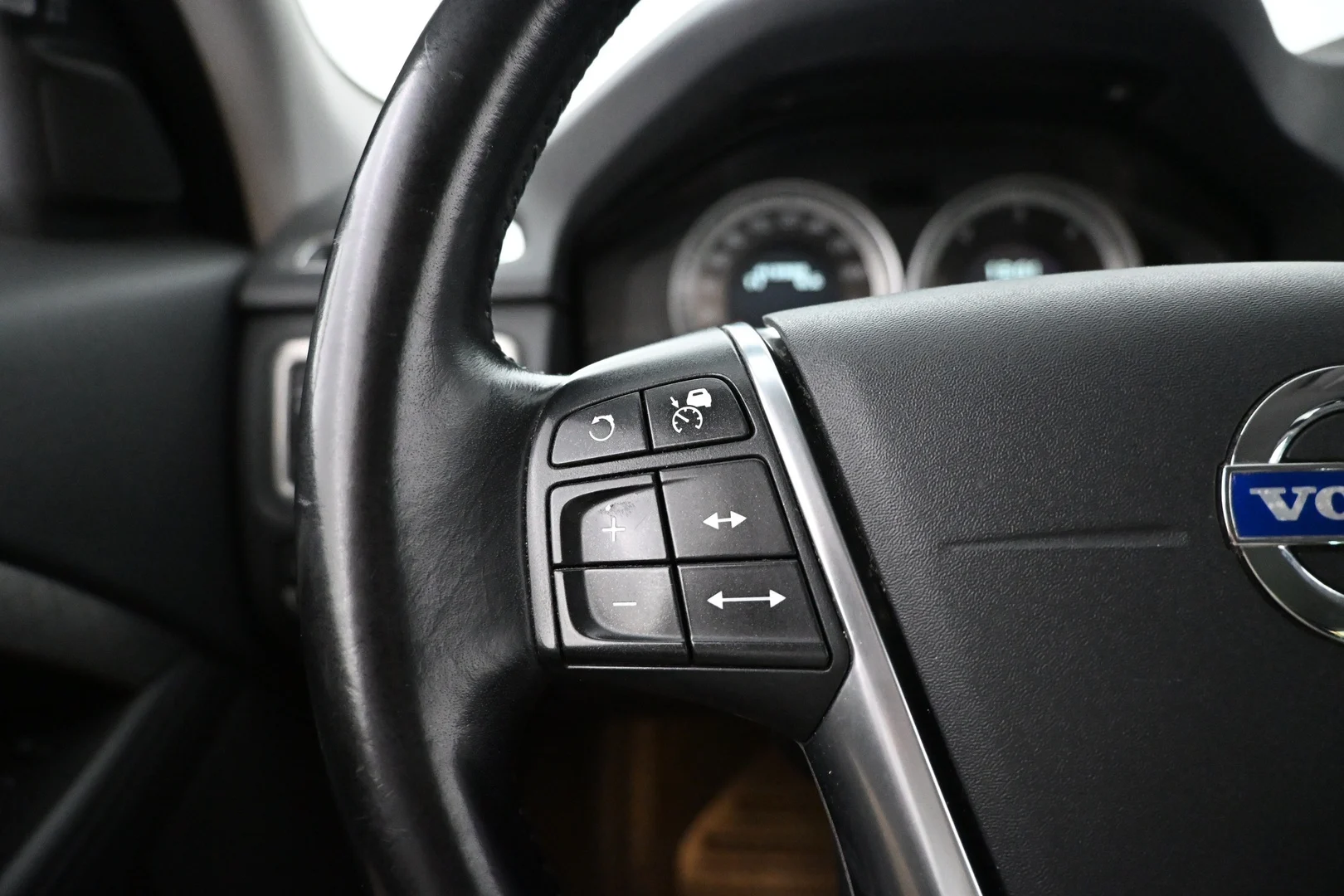 Car Image - 4s8ueLk6zQqqwLsZUFhRtl