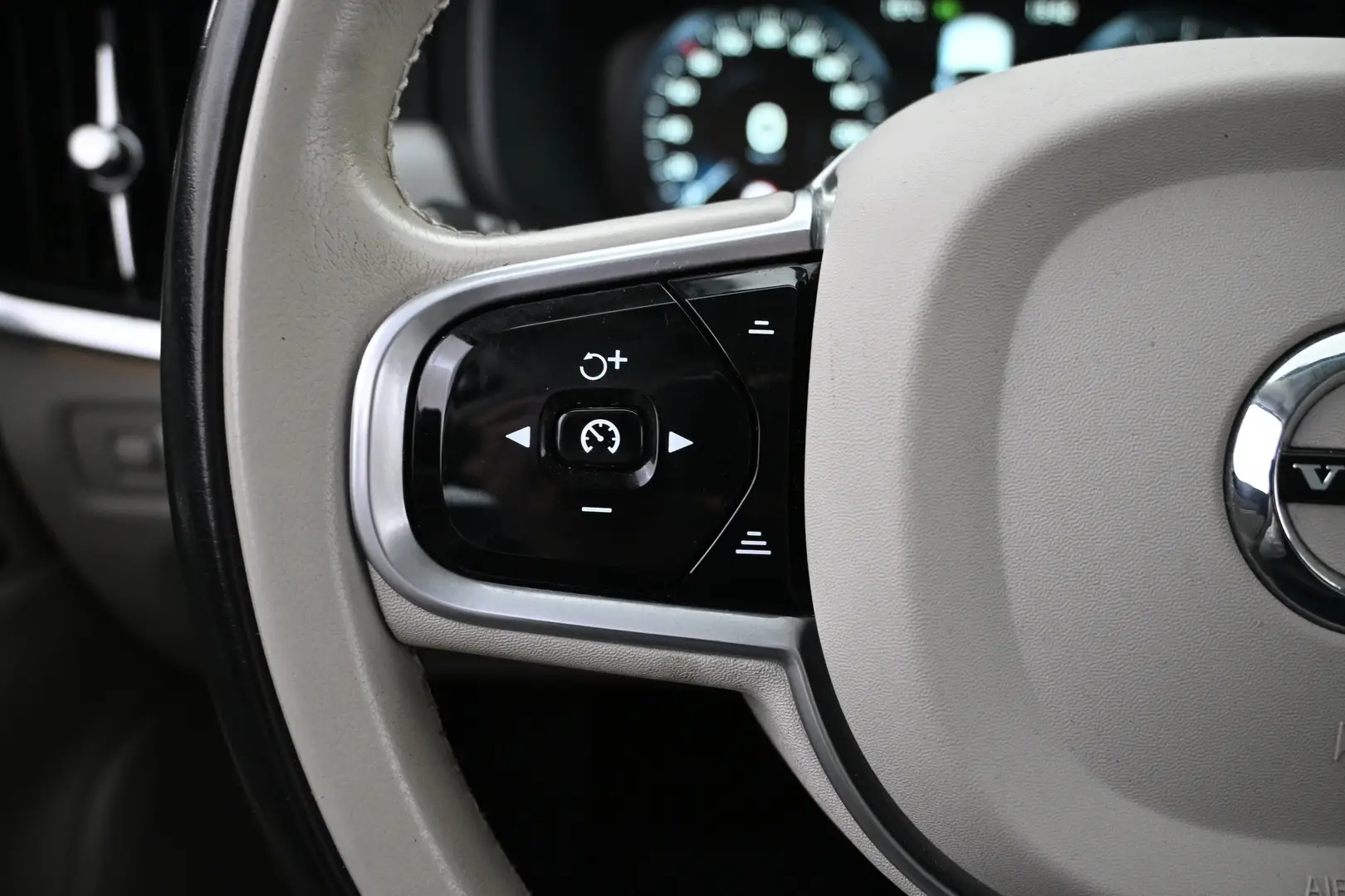 Car Image - 1ZsSImT0xSCrOJRwrcAZzL