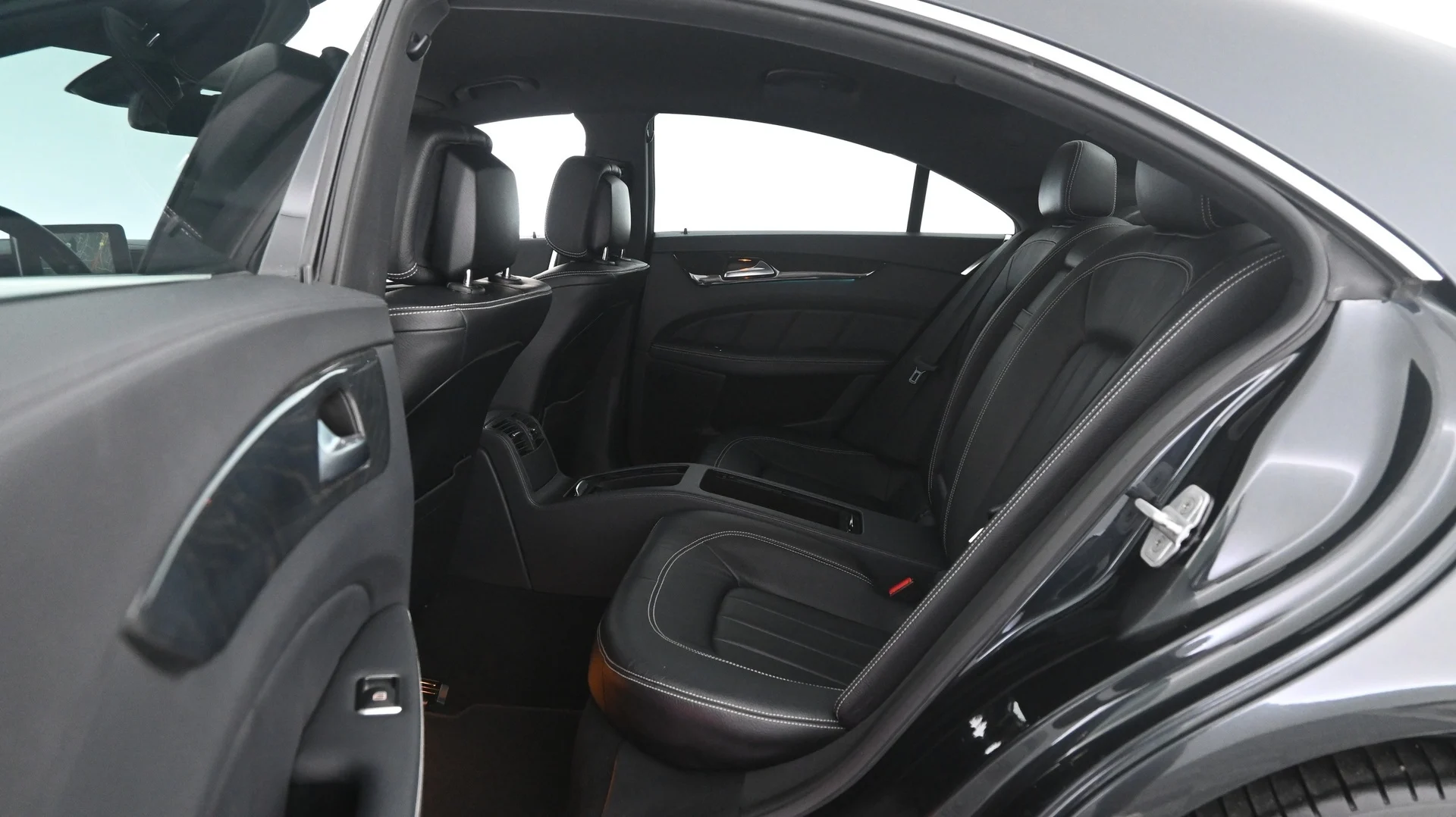 Car Image - 7Ipnwj6Y8Fg6BiA382Db7H