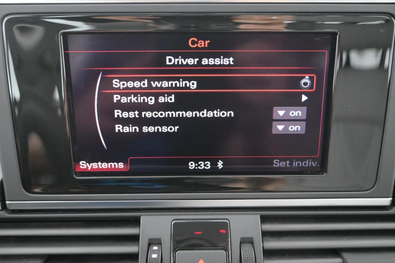 Car Image - 2U8dq7004scxgrffprvUAM