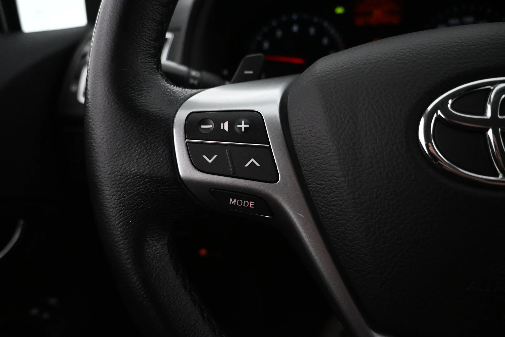 Car Image - 1CIfMxiFc7ootNlb0ofwiY