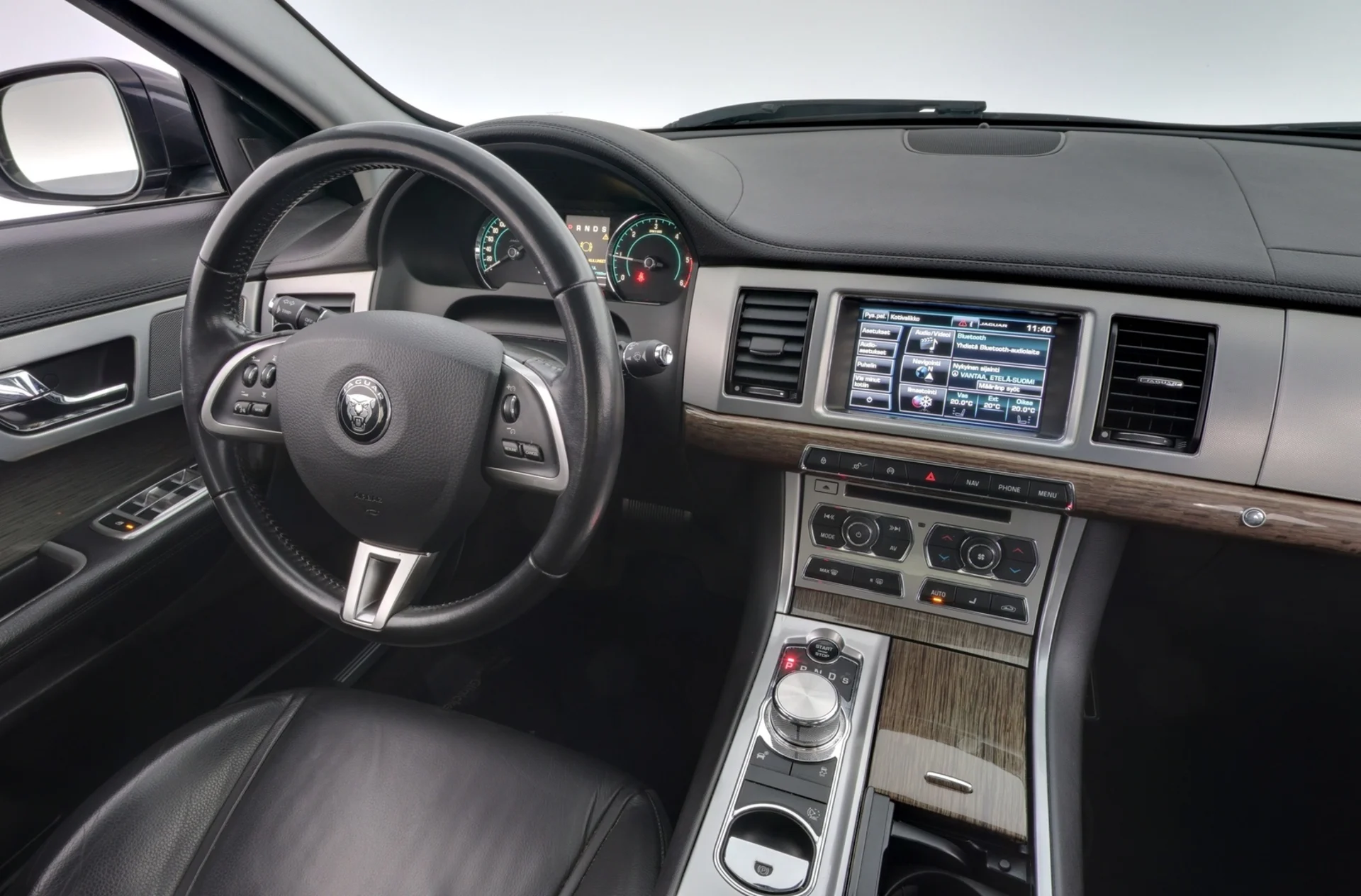 Car Image - 7Dk48RxmwIEdWy1HxKU4jZ