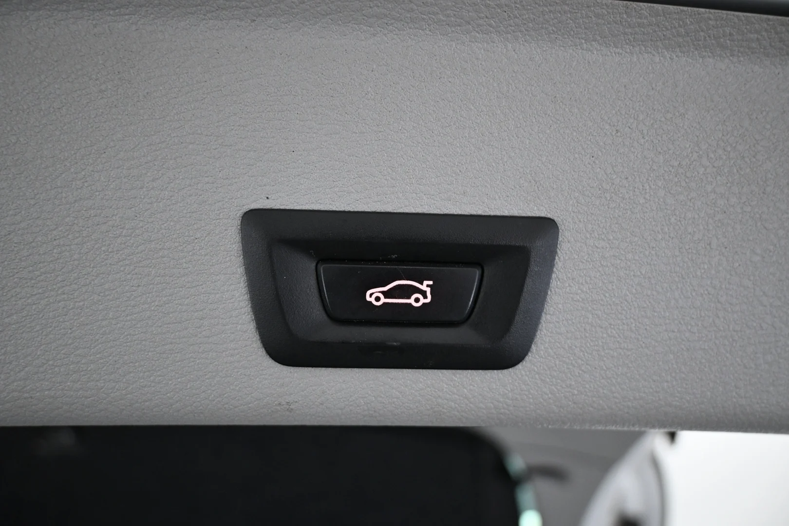 Car Image - 6zneRhDn5h2LmOcOYvZHzl