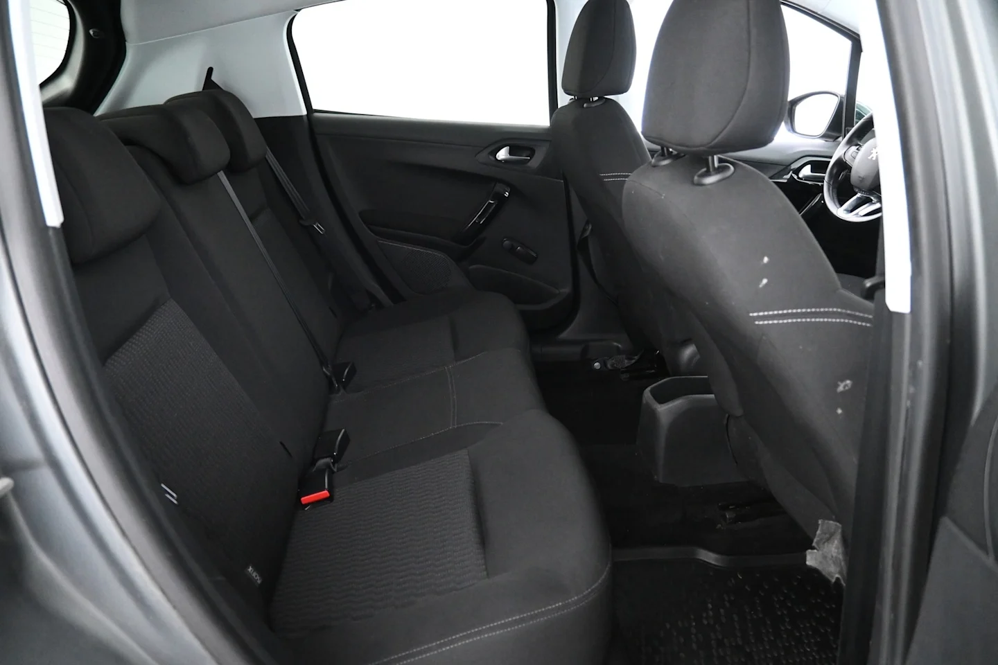 Car Image - 17a8QTGEnIUkFN3OHgB3Xd