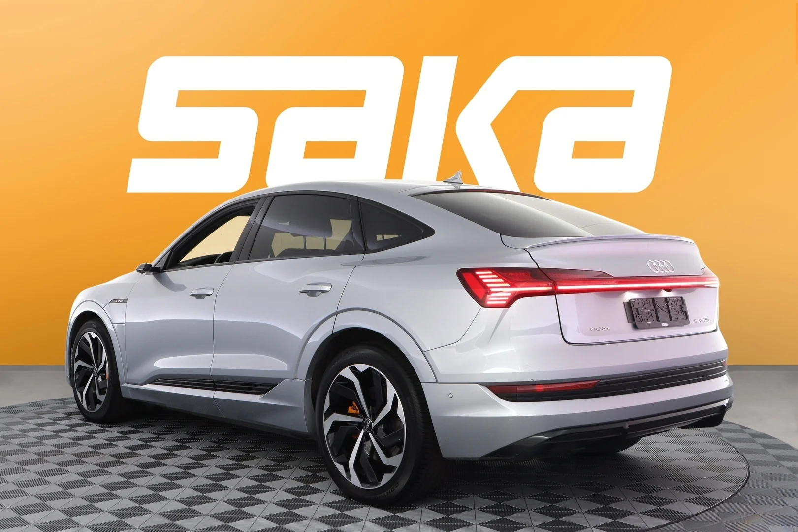 Car Image - 29Ae35OBv599WU2kXWjSn7