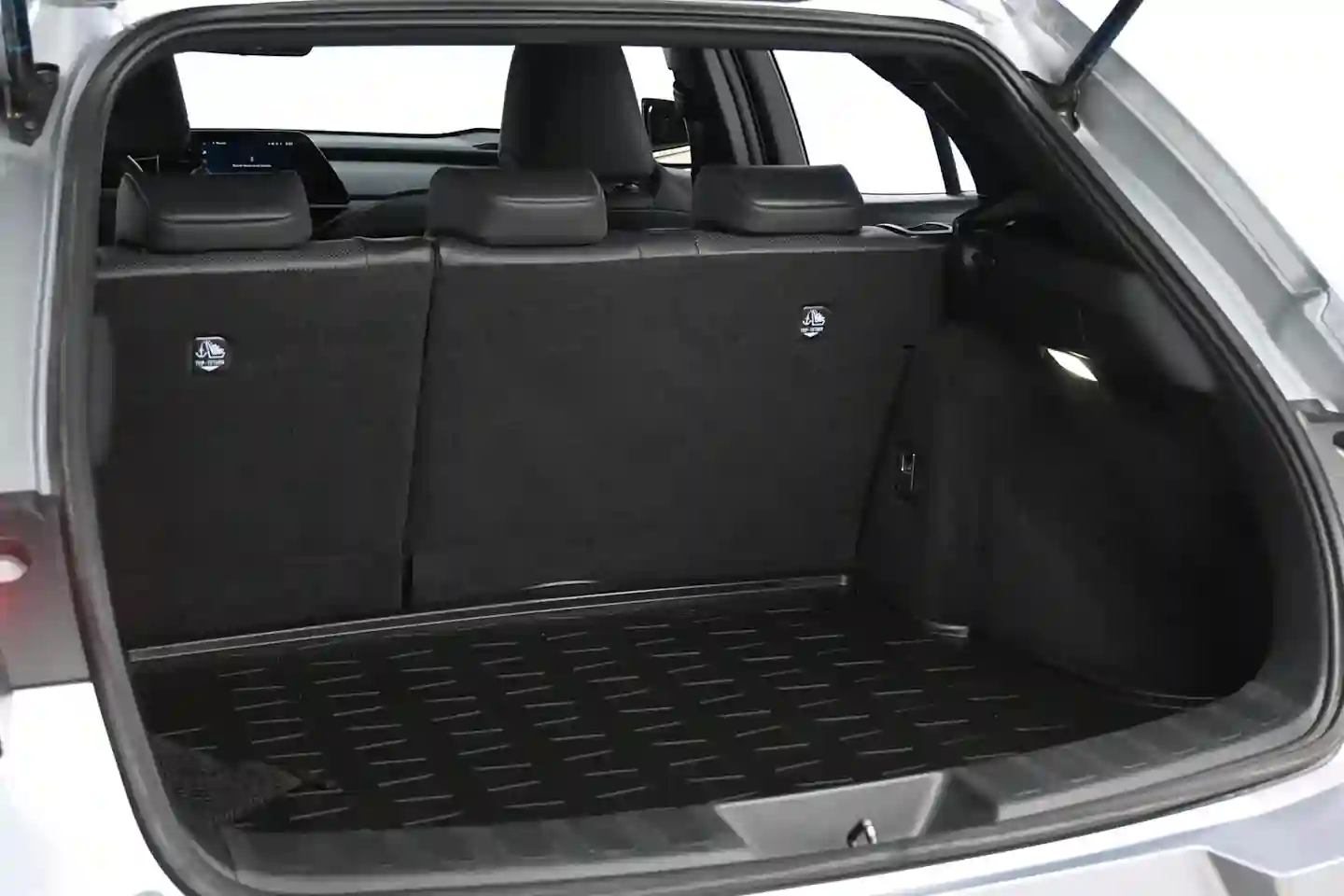 Car Image - 57RzJlh4rqDrkHnAkrcz8n