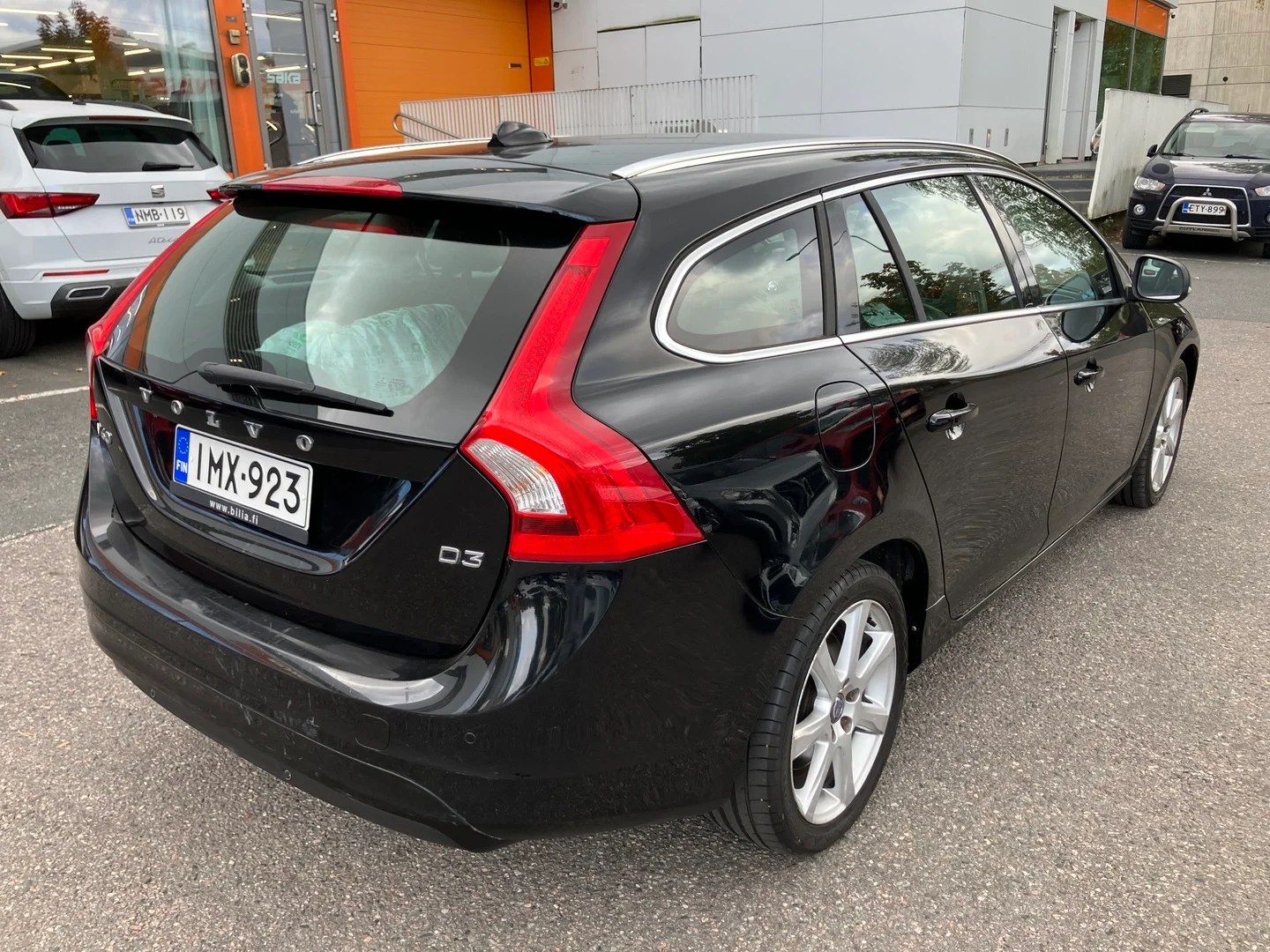 Car Image - 3mDGYb2FizyT0CLo329AIs