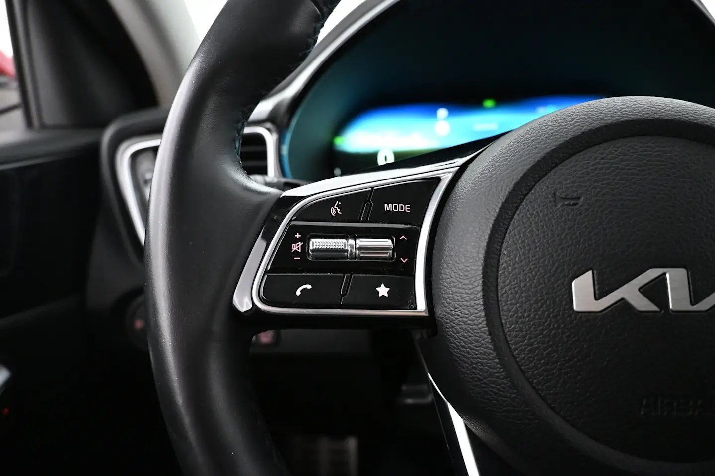 Car Image - cUIY3aQbSIhGFt5ql0gd8