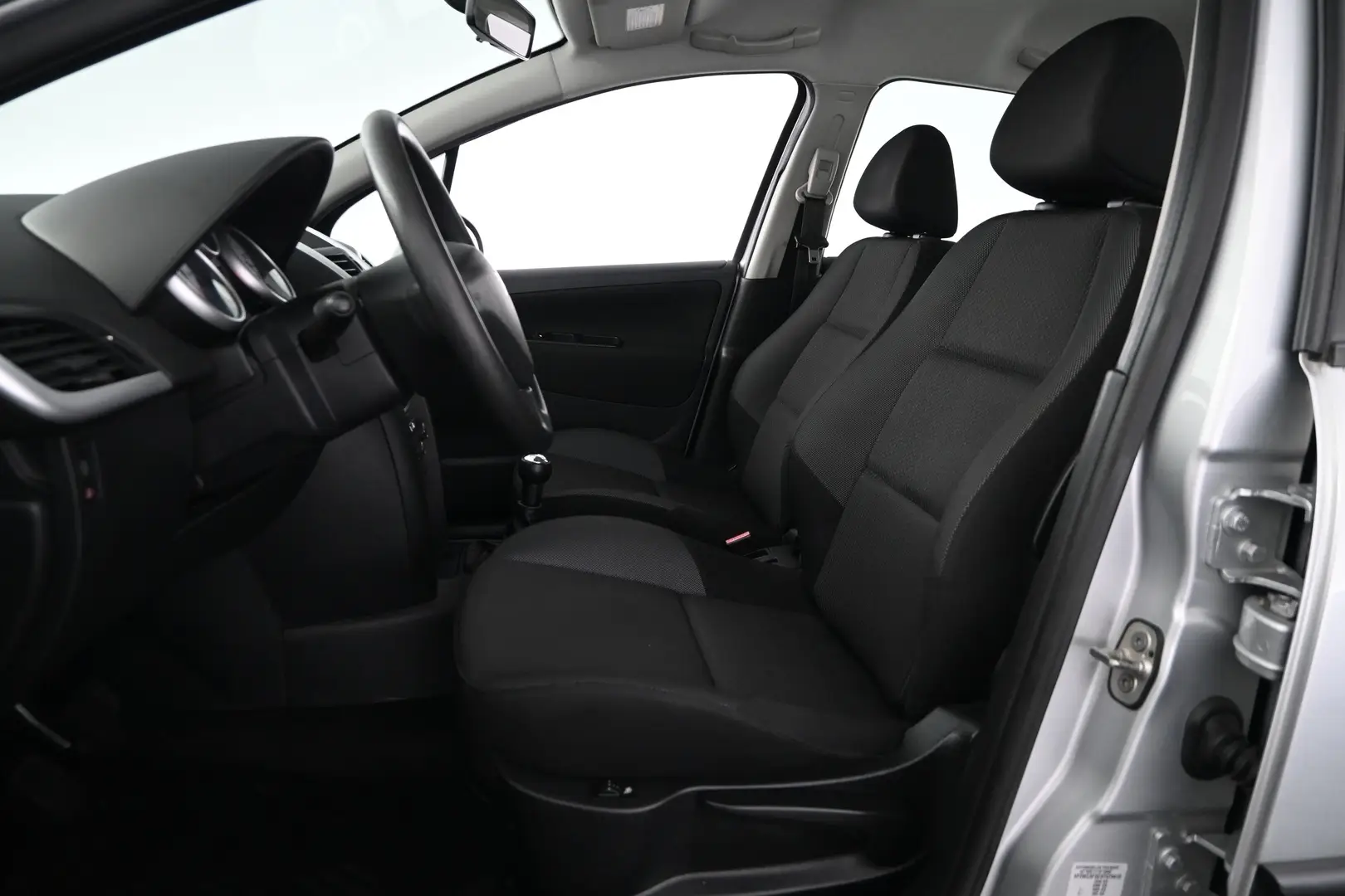 Car Image - 4YhIM3jfJrkYlq1GFWMejK