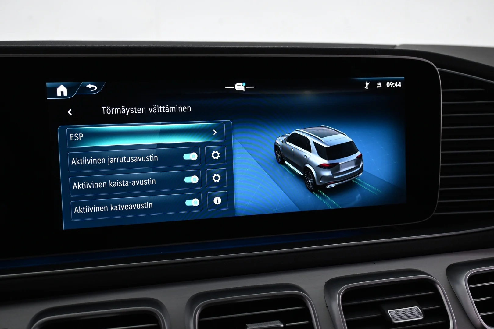 Car Image - 1WNJH7q4Ju8s3XseHfkkMC