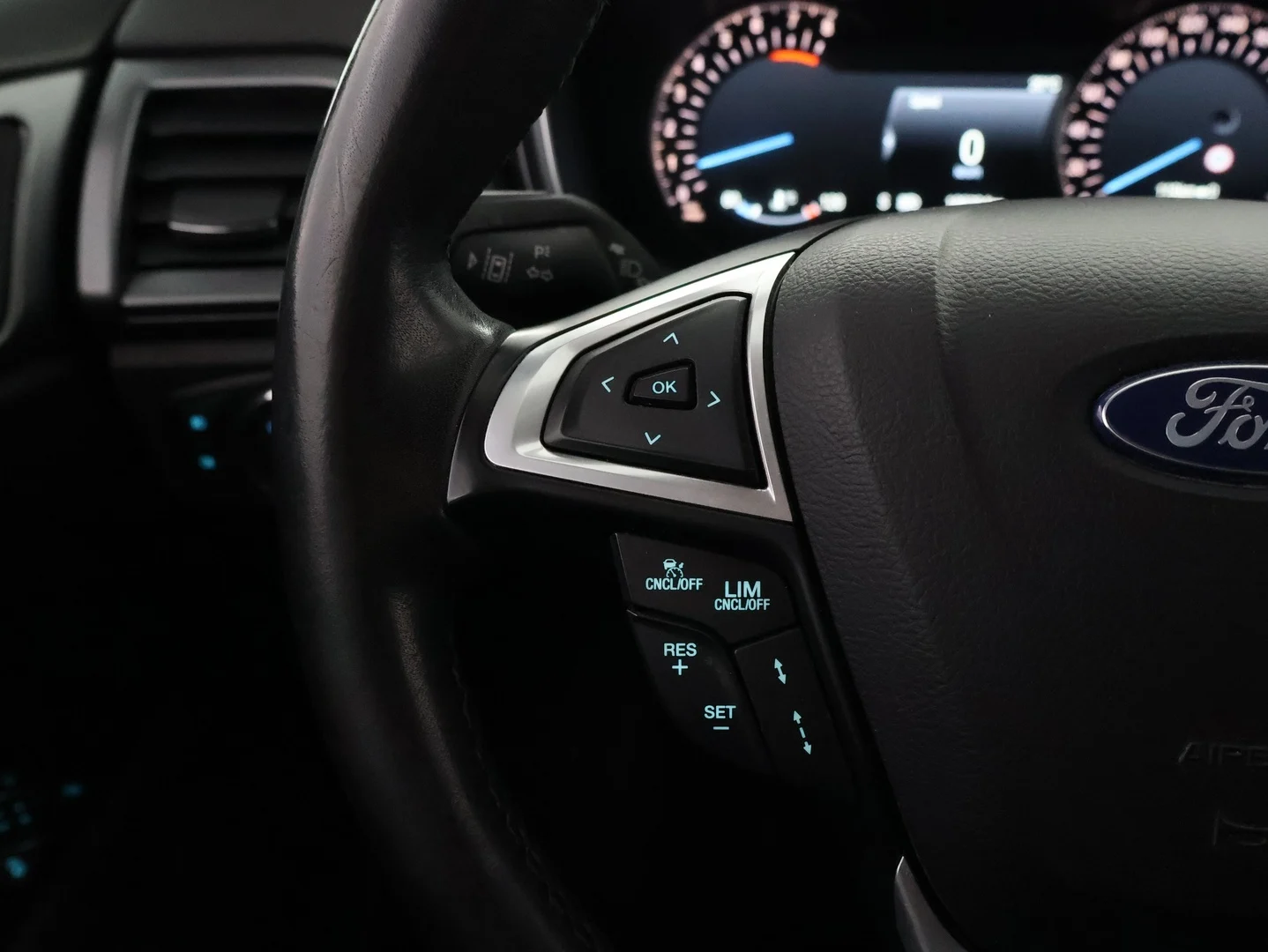 Car Image - 3v67daoaEbAz8VbwnudmME