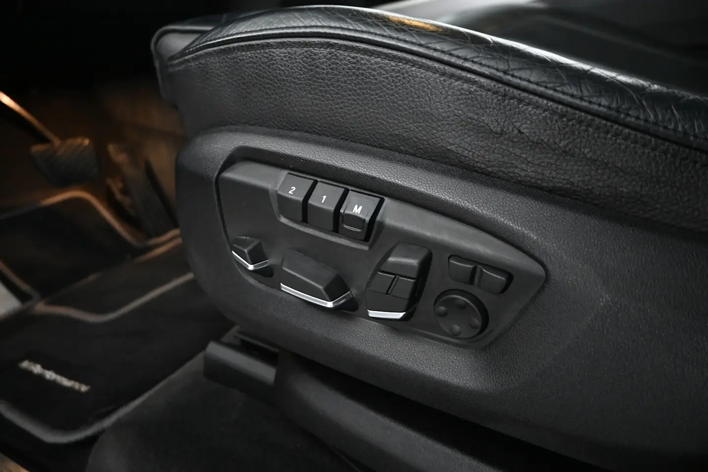 Car Image - 503vWq4gehgyPfi73lzemy