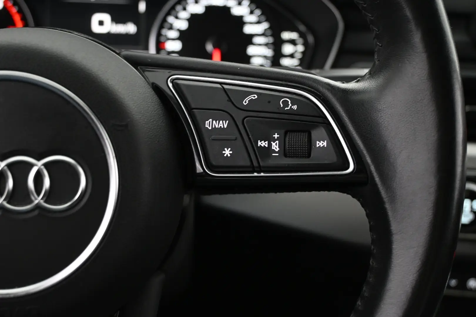 Car Image - 4mou1n02r5yBX0NupOx8mc