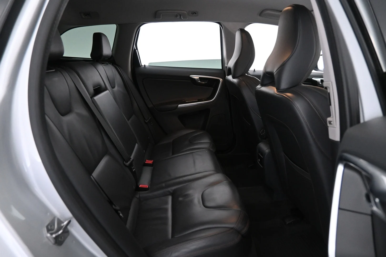 Car Image - 3pbqIWhiimvNeN4kon0ysu
