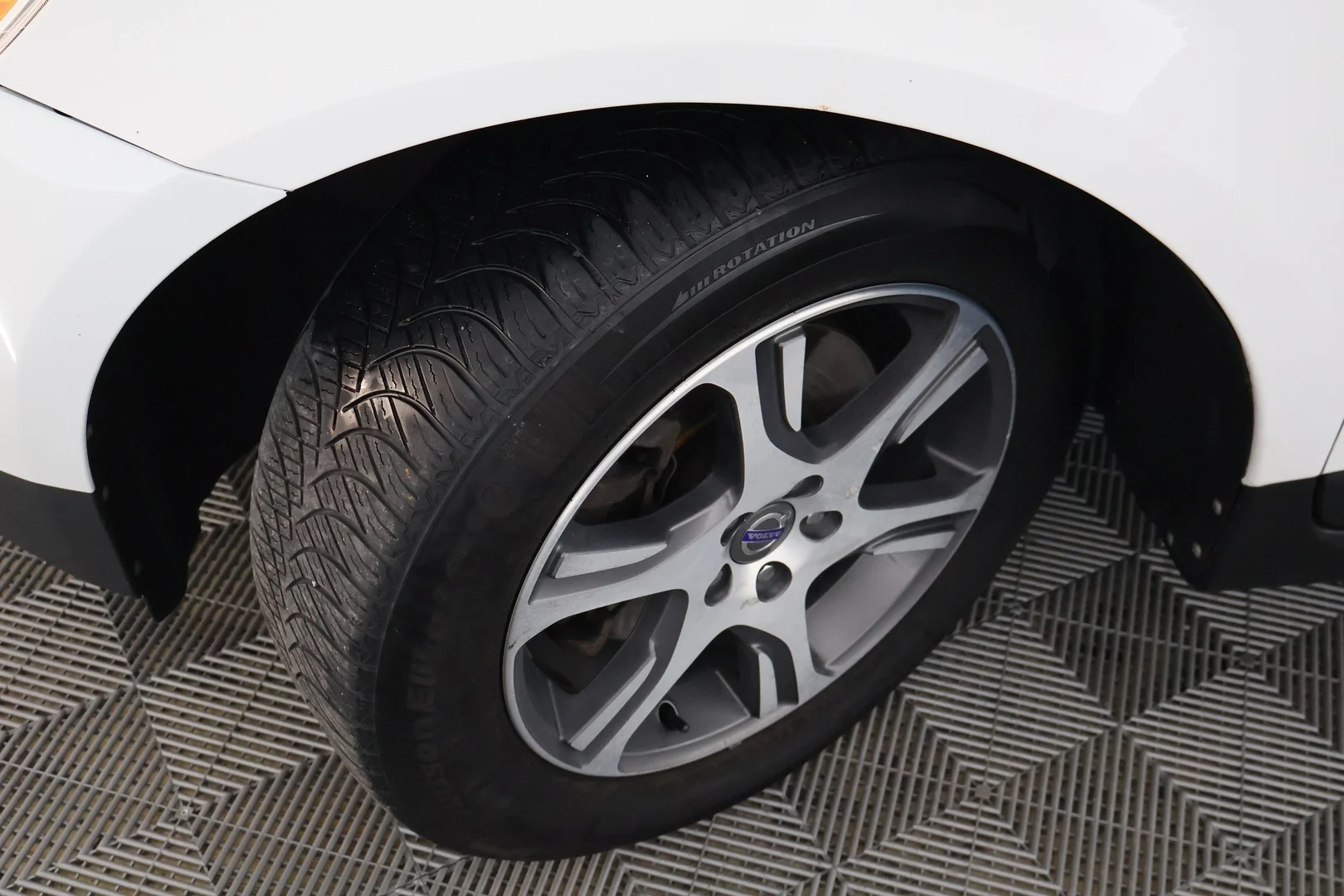 Car Image - 1sYHpltLxXCpxyI7WUO2Uj