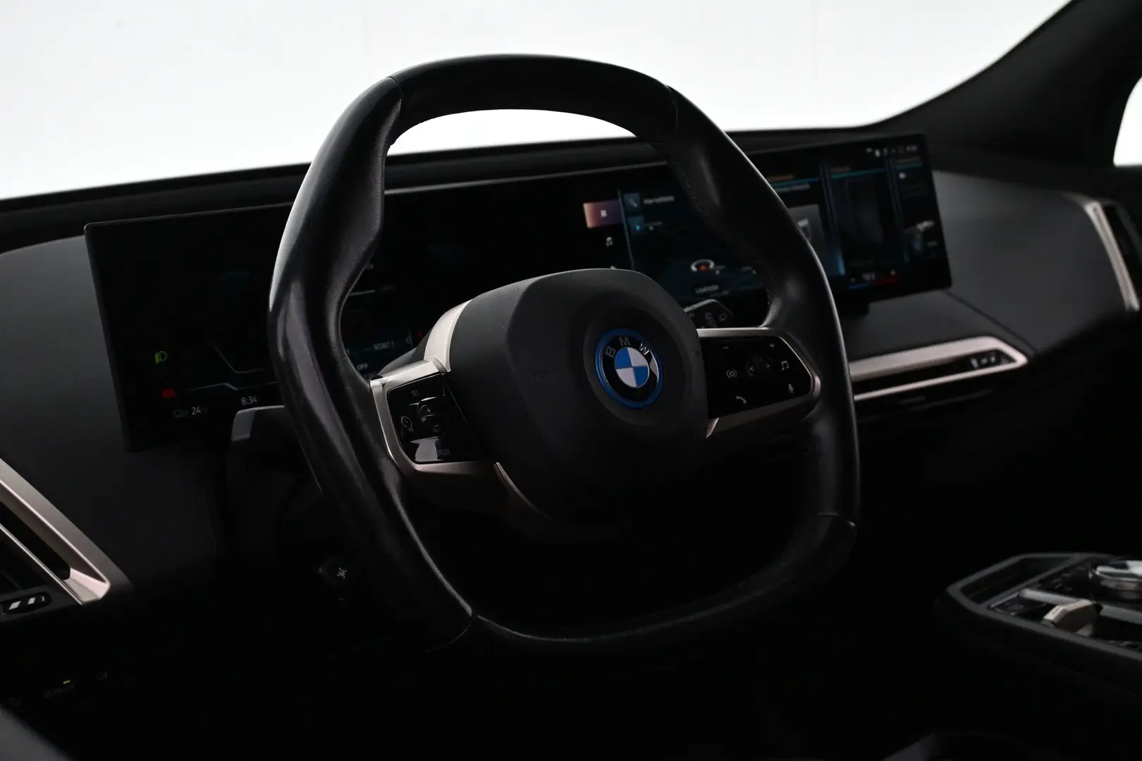 Car Image - 4OgSVNGUK6570mB9iSJx8p