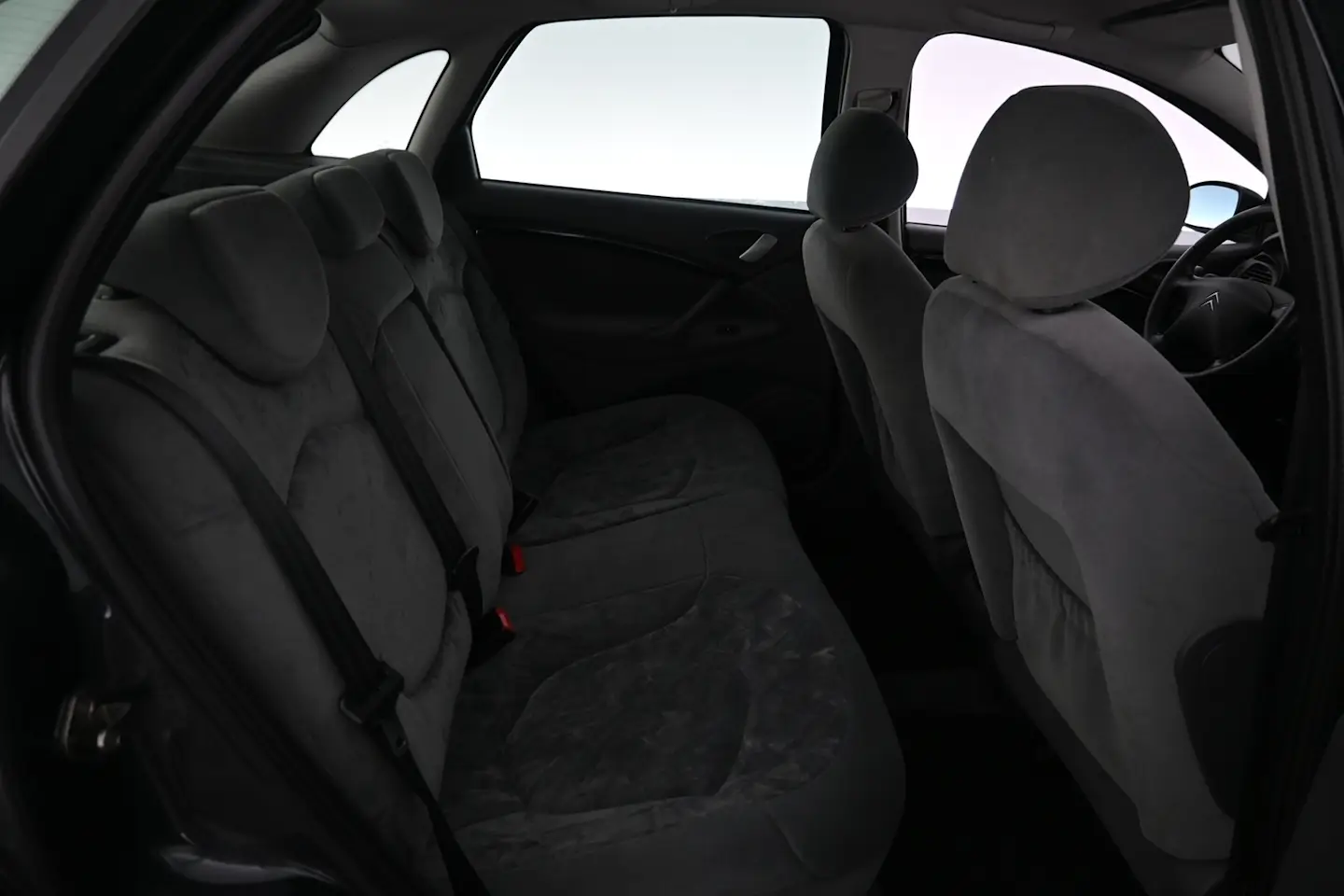 Car Image - 12wLzwrpIMBk01tNClNjub