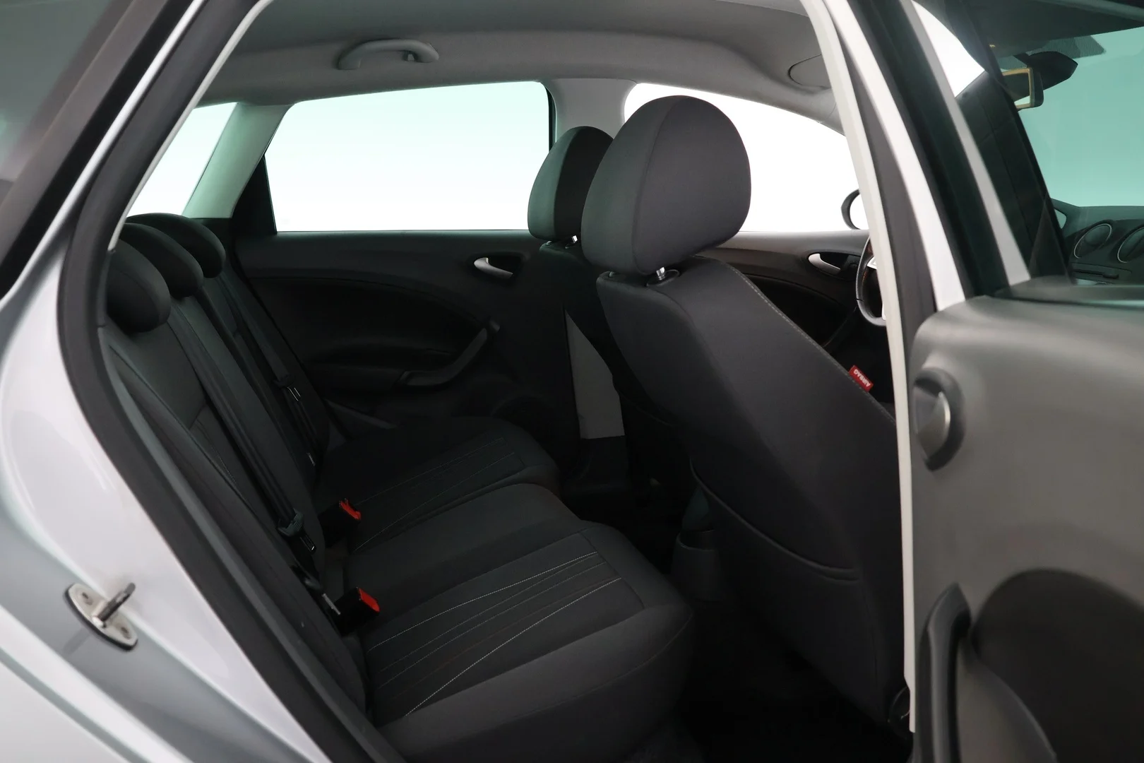 Car Image - 49gMXMx3WSwCCxqzQyrCCl