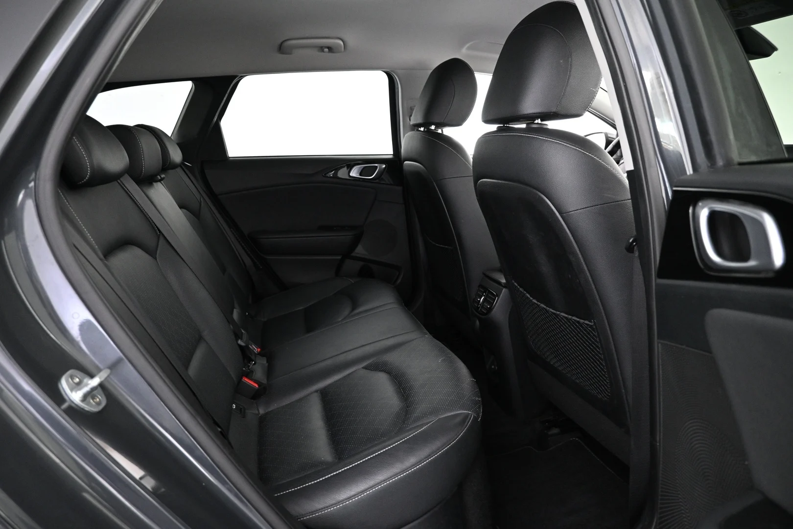 Car Image - 60d5cS7XGvJtjFBf87bi9Q