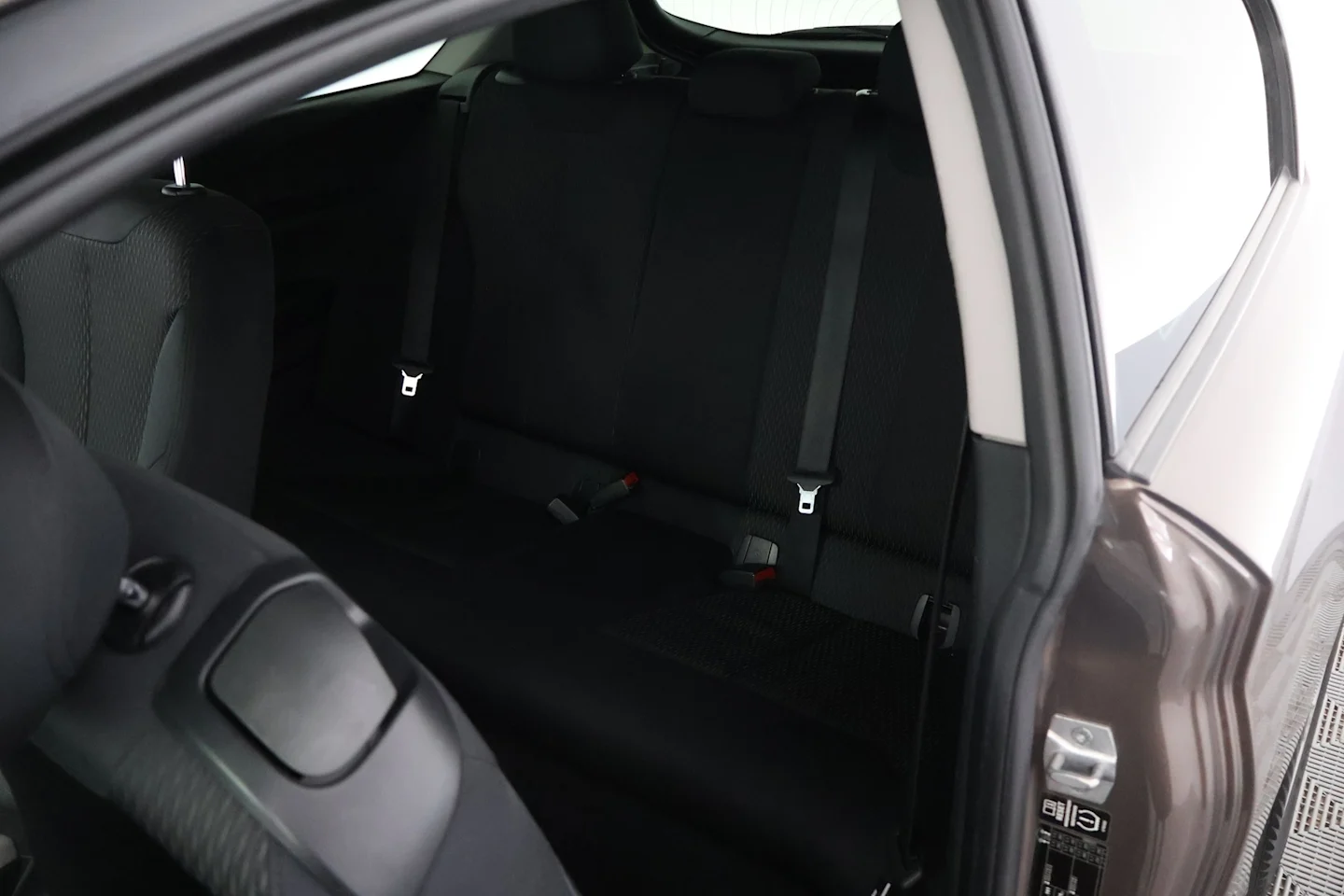 Car Image - 32qFBIEd9GA4Ijrslvq4Mk