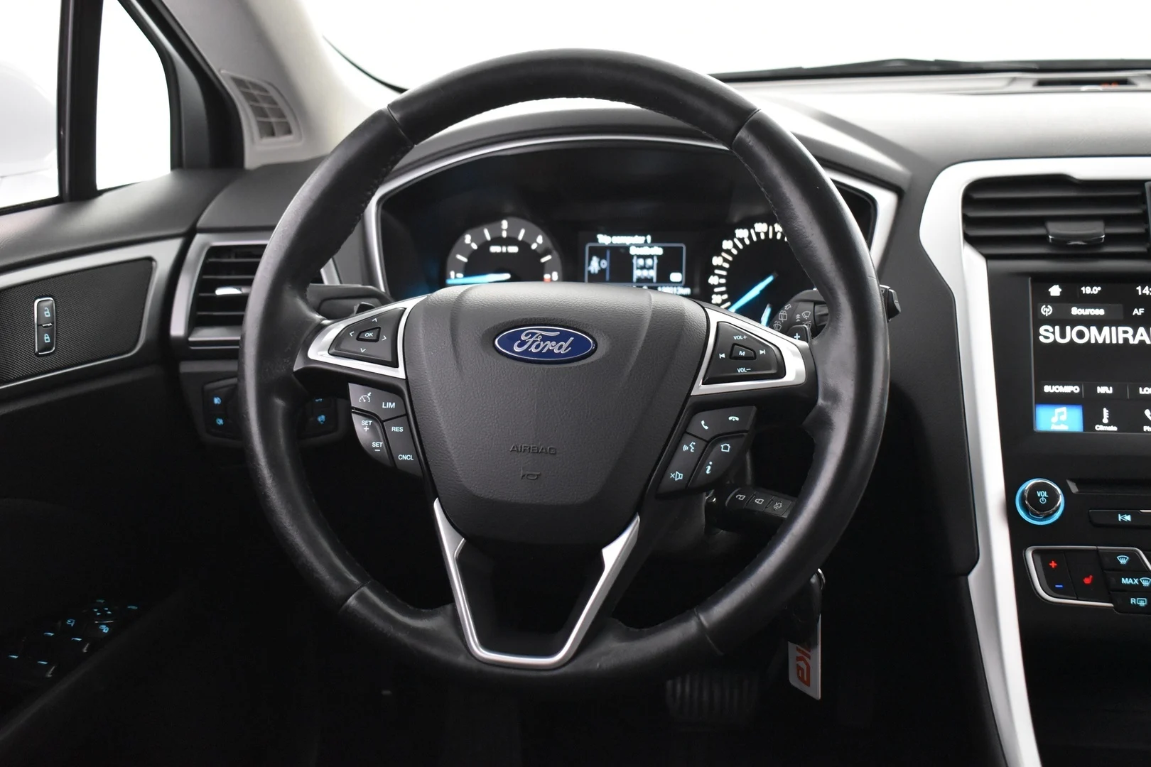 Car Image - 5mly9msQ9cVHo0IlciK1i4