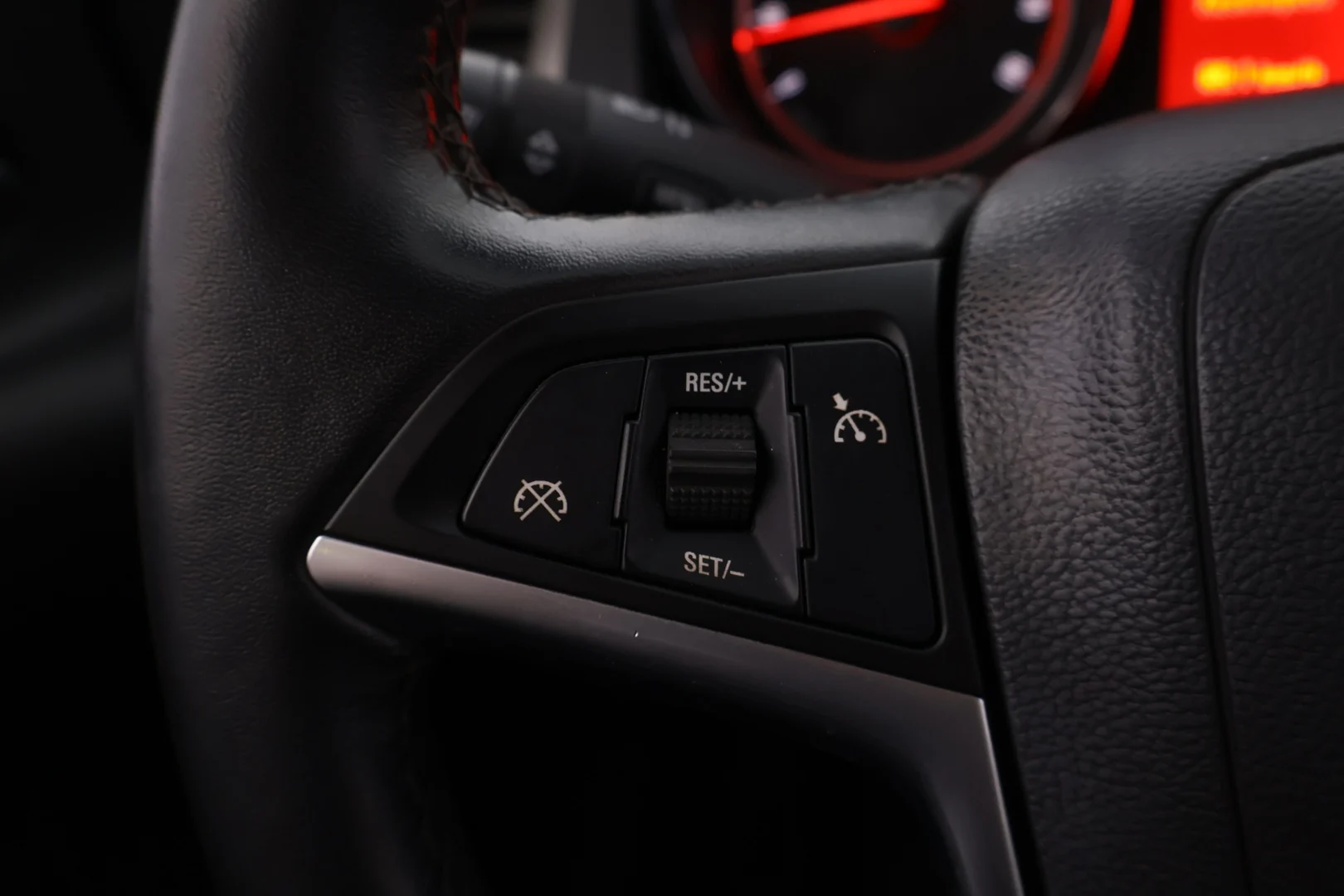 Car Image - 2Wit6zHSsCPyJcyCwr65uX
