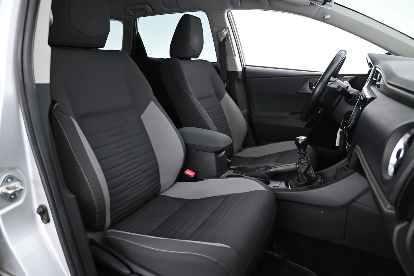 Car Image - 6TCbVdAC4Eo4fO8o5FP5La