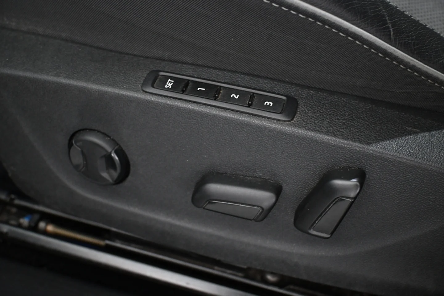 Car Image - 5MFQQlVuCvIGzN1RT7m8t9