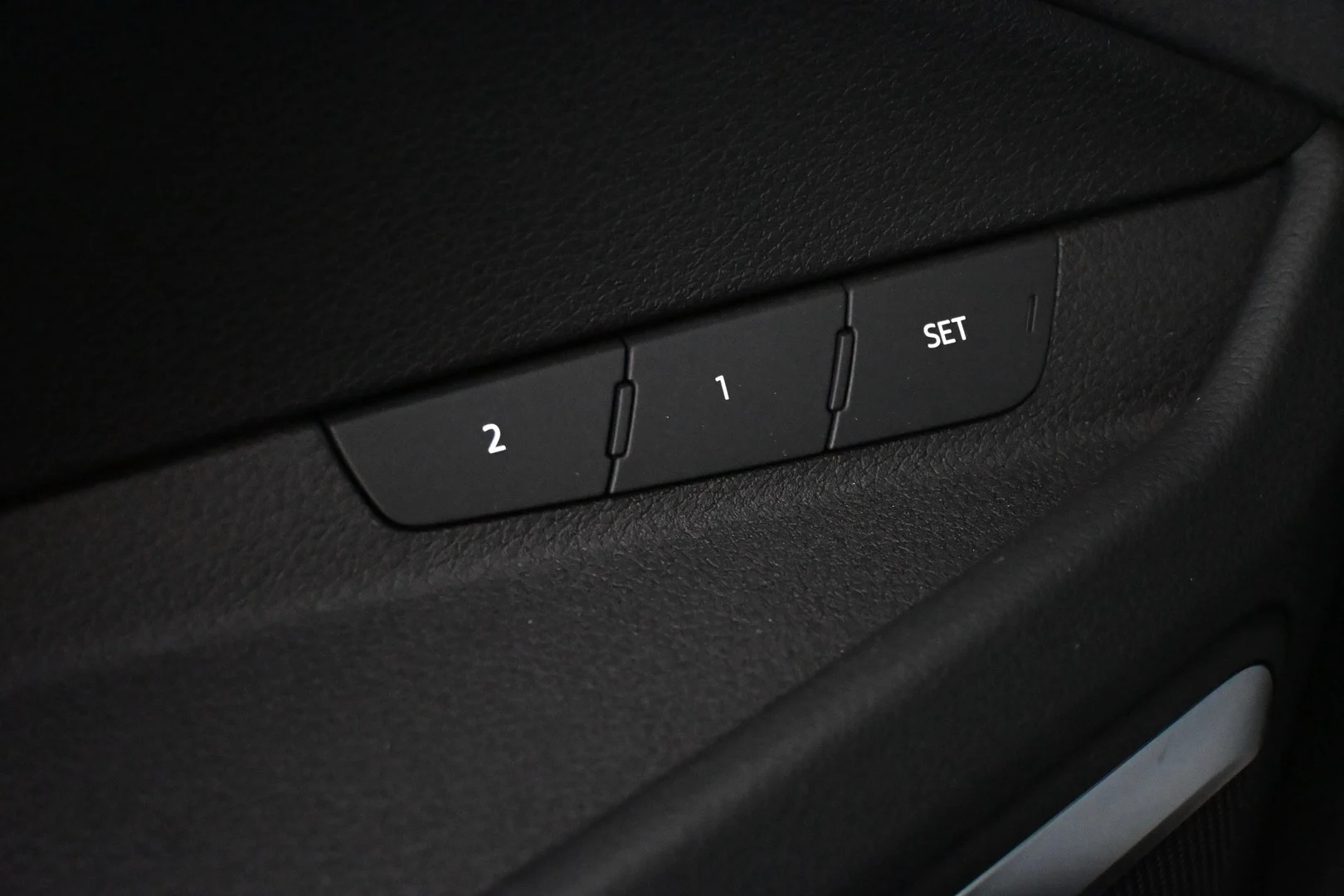 Car Image - 3ATFnOtphHK3EHwFLxHndg