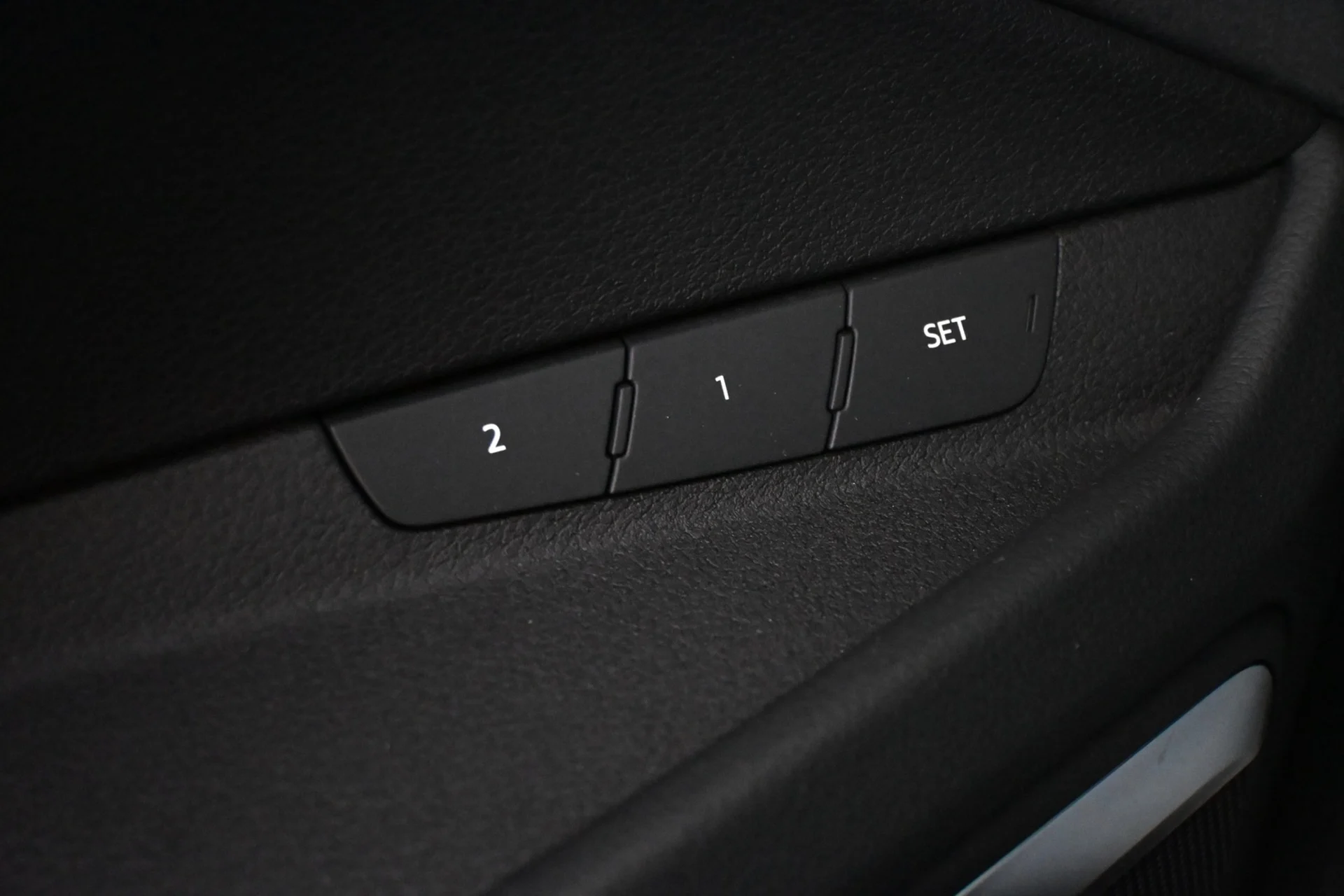 Car Image - 3ATFnOtphHK3EHwFLxHndg