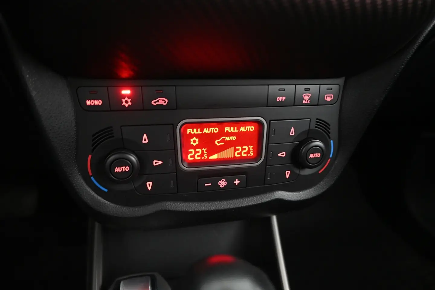 Car Image - 4ztJ1TsWhQTeVhsNm9kBkI
