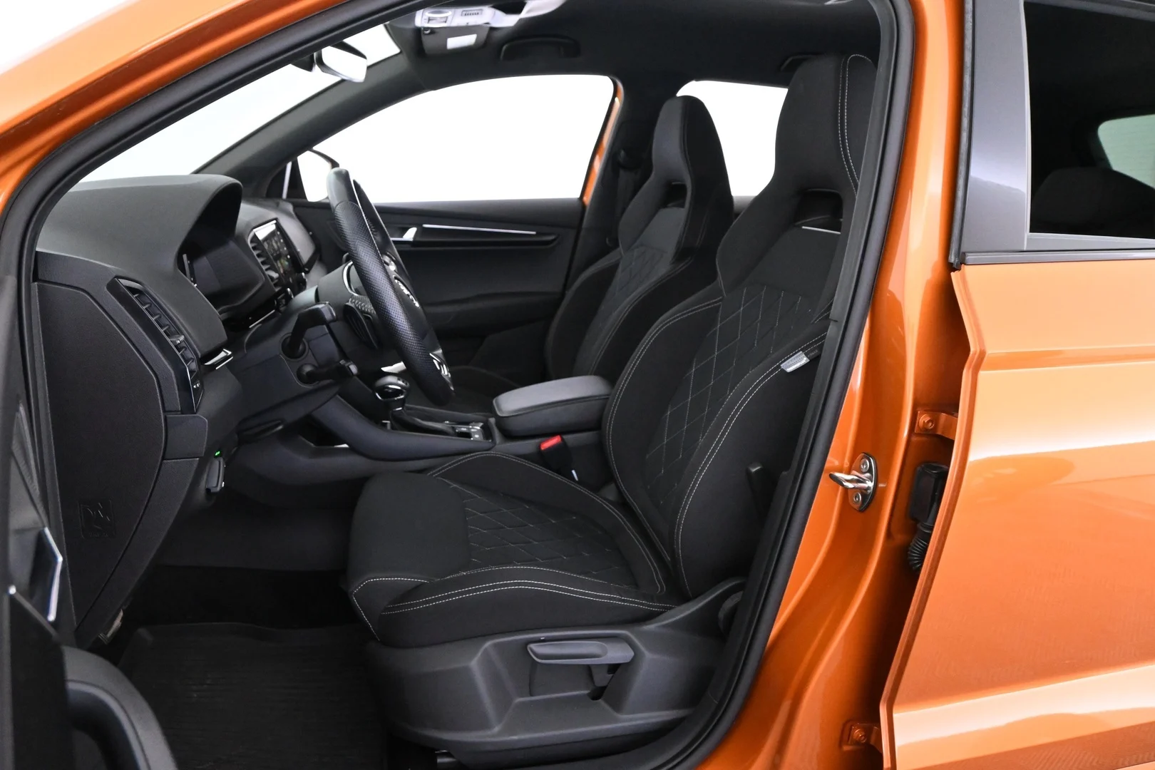 Car Image - 2JZFG6RPZ8CdIcWjOeA1bm