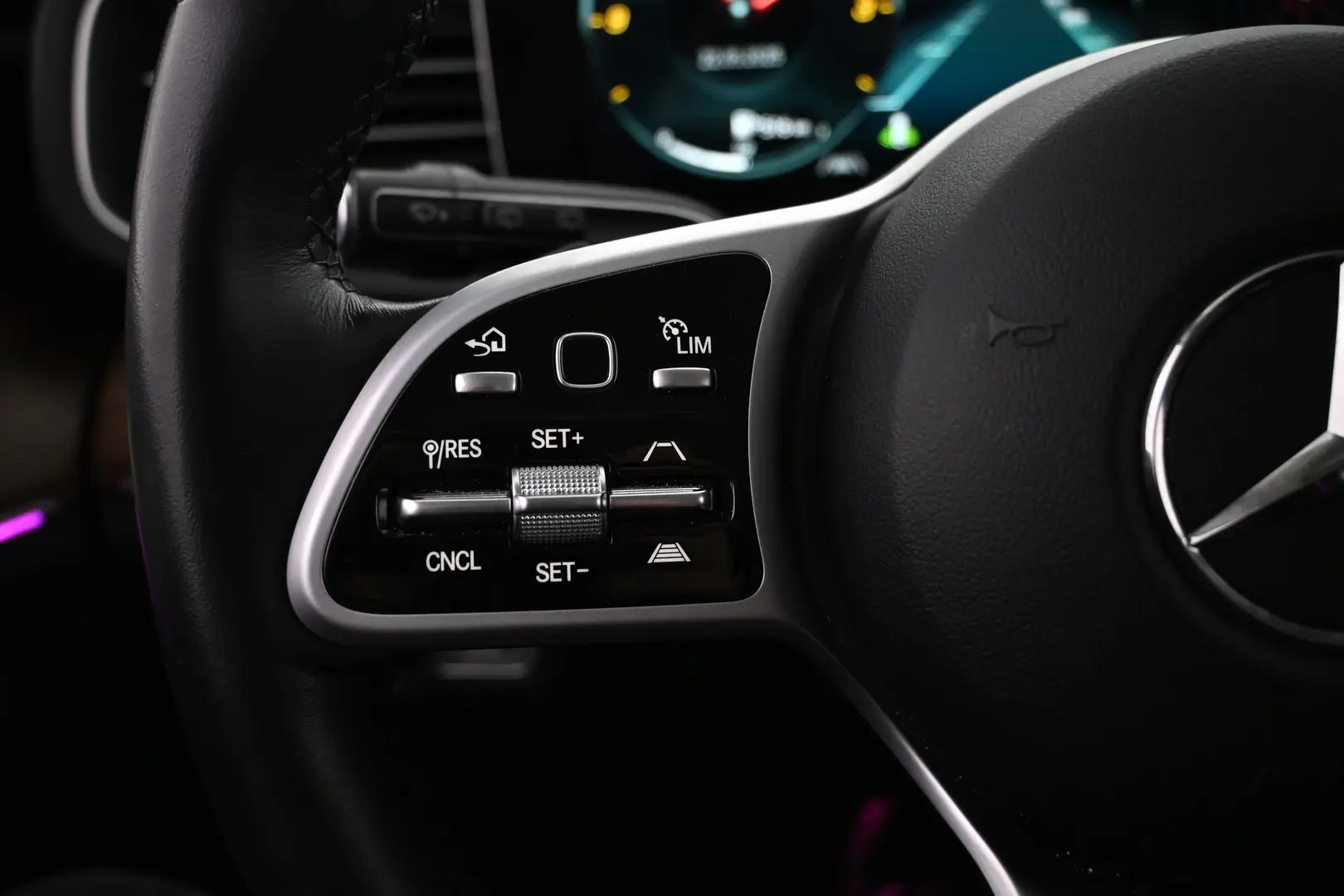 Car Image - 3yXzaTY9WhU3NcIvQtpD0T