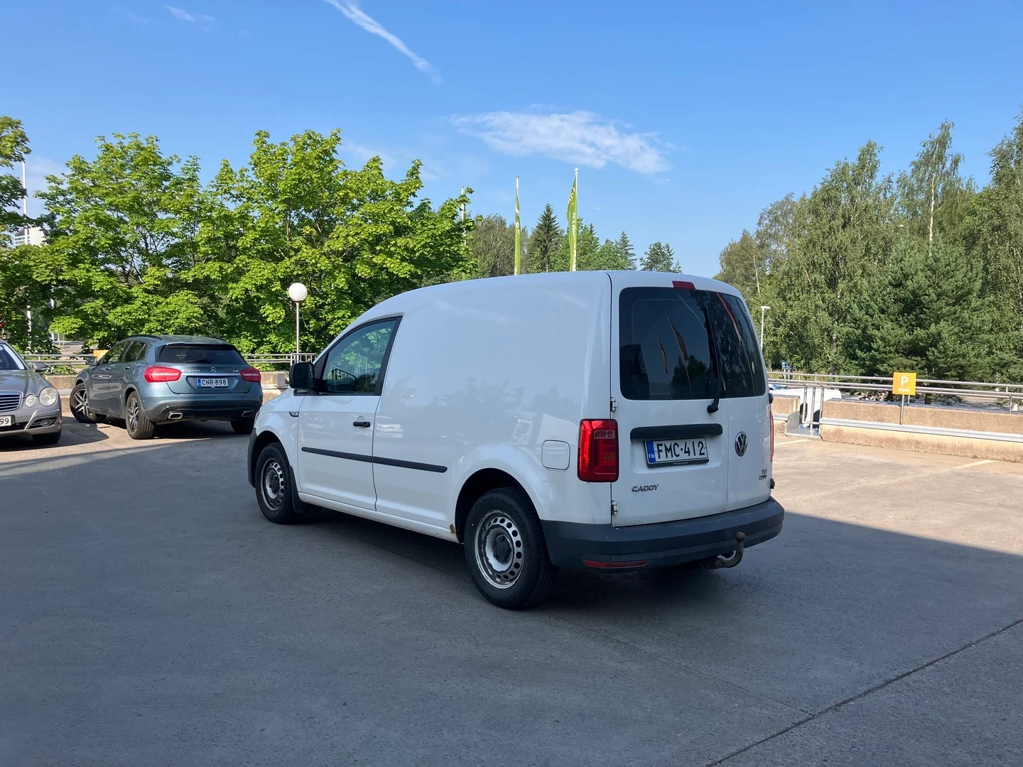 Car Image - 2U7DhF2ATHft33VG1u35cE