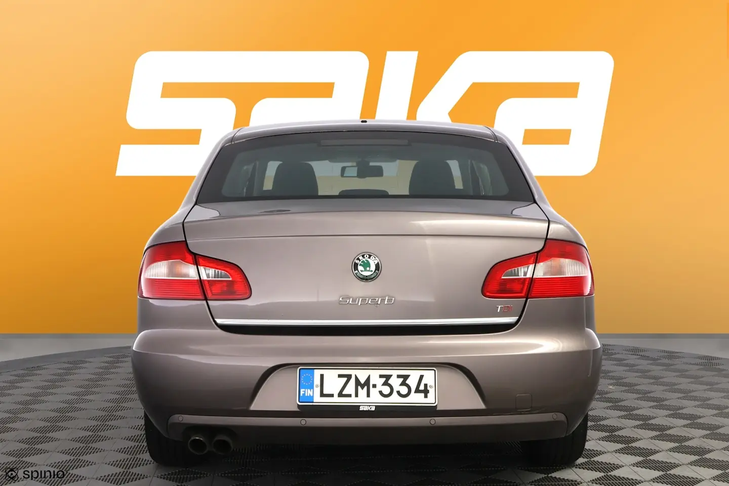 Car Image - 10D70mLS8qKi1WaRy1aI5M
