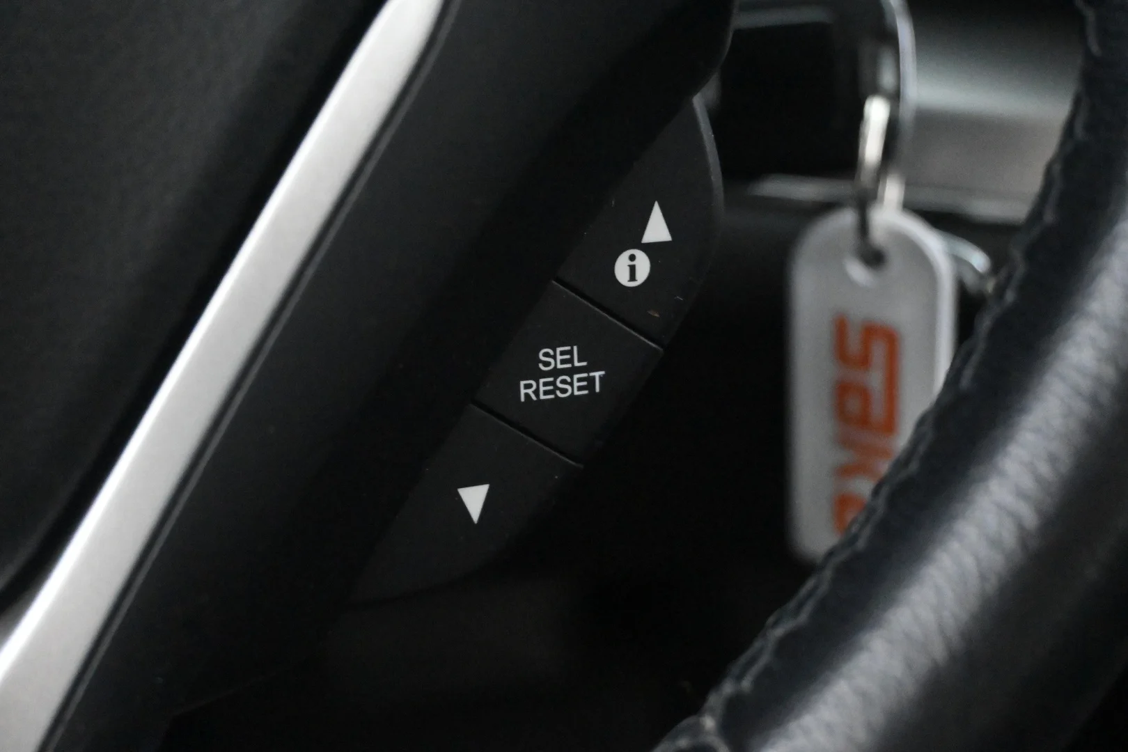 Car Image - 2KSeeNvwxP0KiiVEL7oAqD
