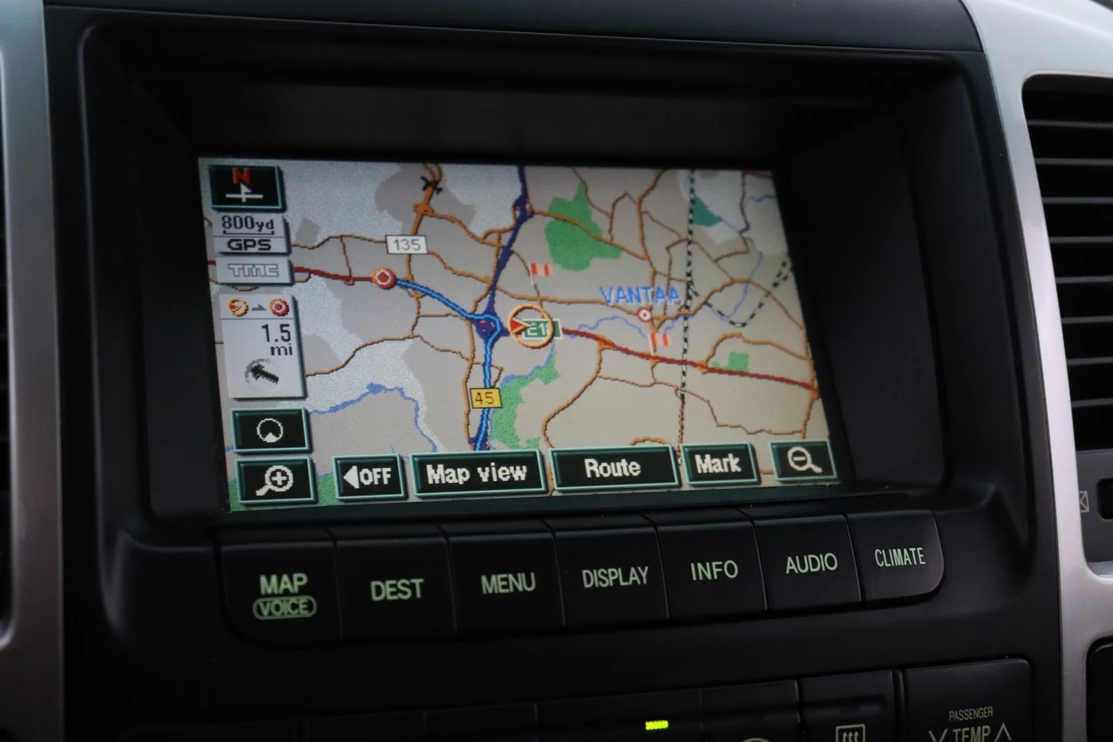Car Image - 5HzLD7cjxS936uxRRQZl2M