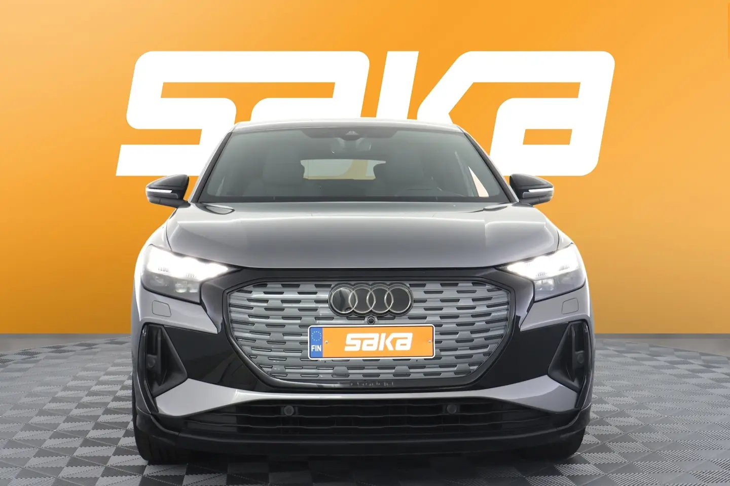 Car Image - 4f6lcNLgF0QAo1QeT6K9f1