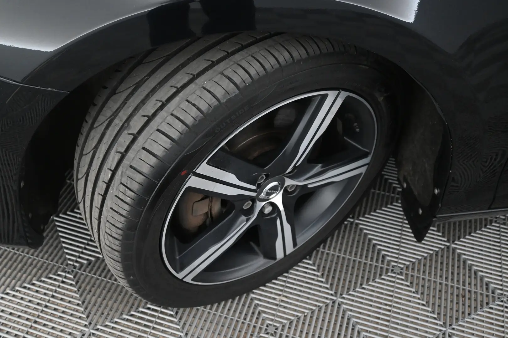 Car Image - 2soSBejxAveWkQNW9sFY9j