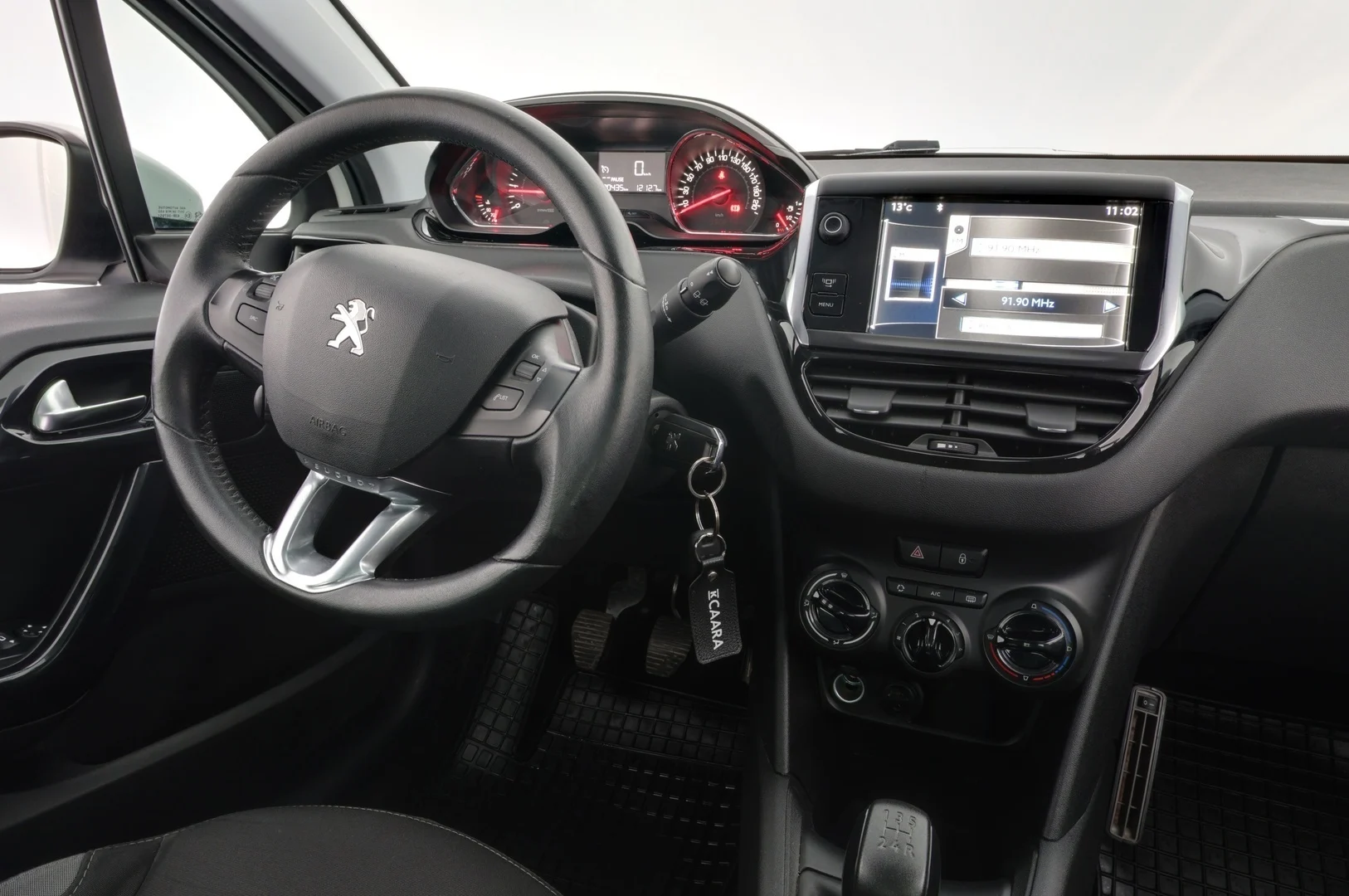 Car Image - 1Q6L3dkXDxAHghwNngaJ67