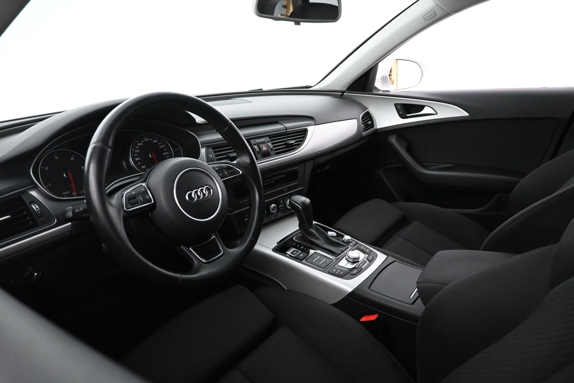 Car Image - 5q79eVewwcxP6mdANKC7FS
